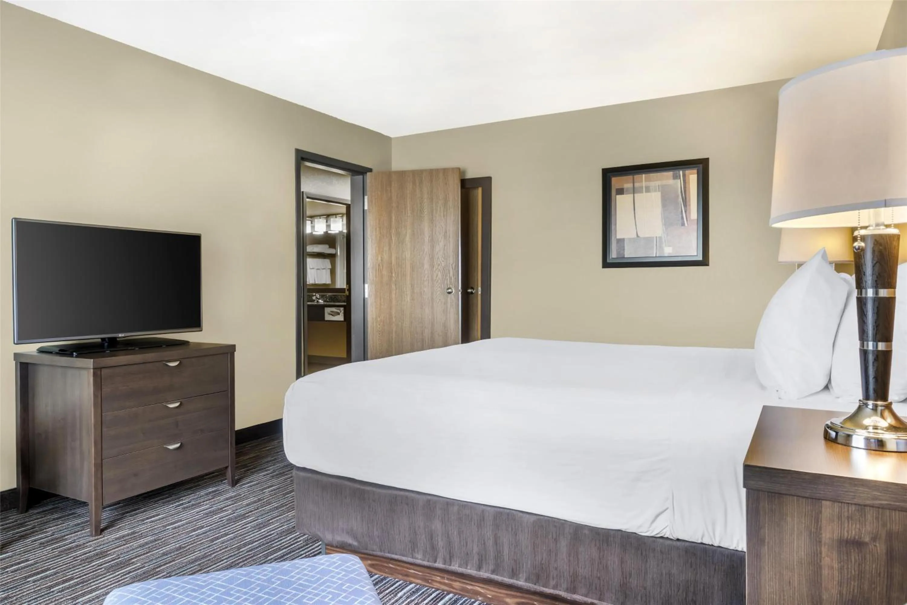 King Suite with Sofa Bed - Non-Smoking in BEST WESTERN PLUS Saint John Hotel & Suites