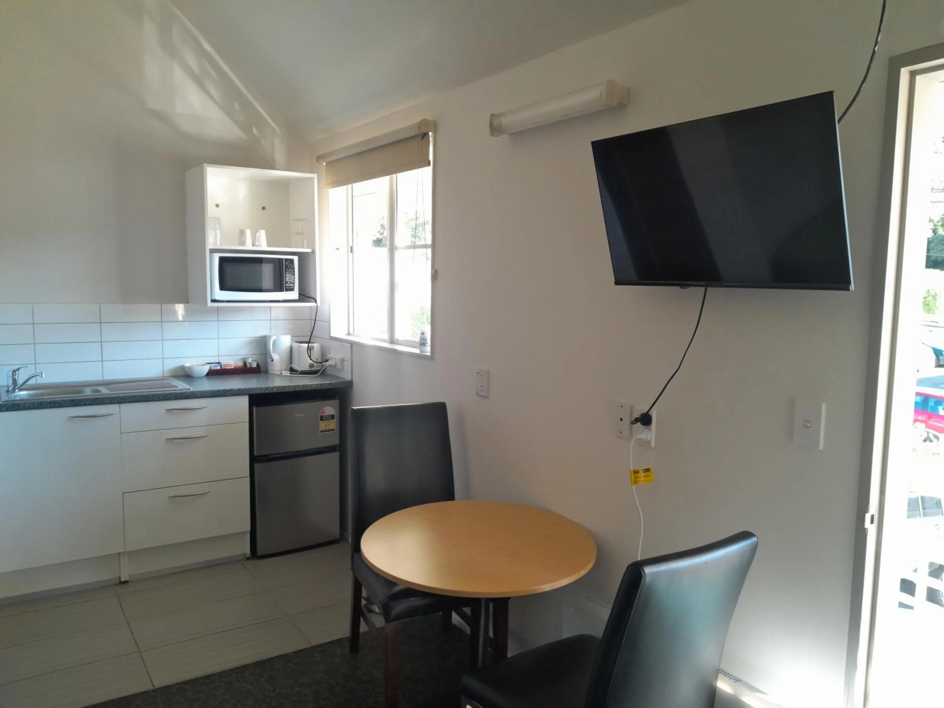 Twin Studio - Top Floor in Wellington 747 Motel