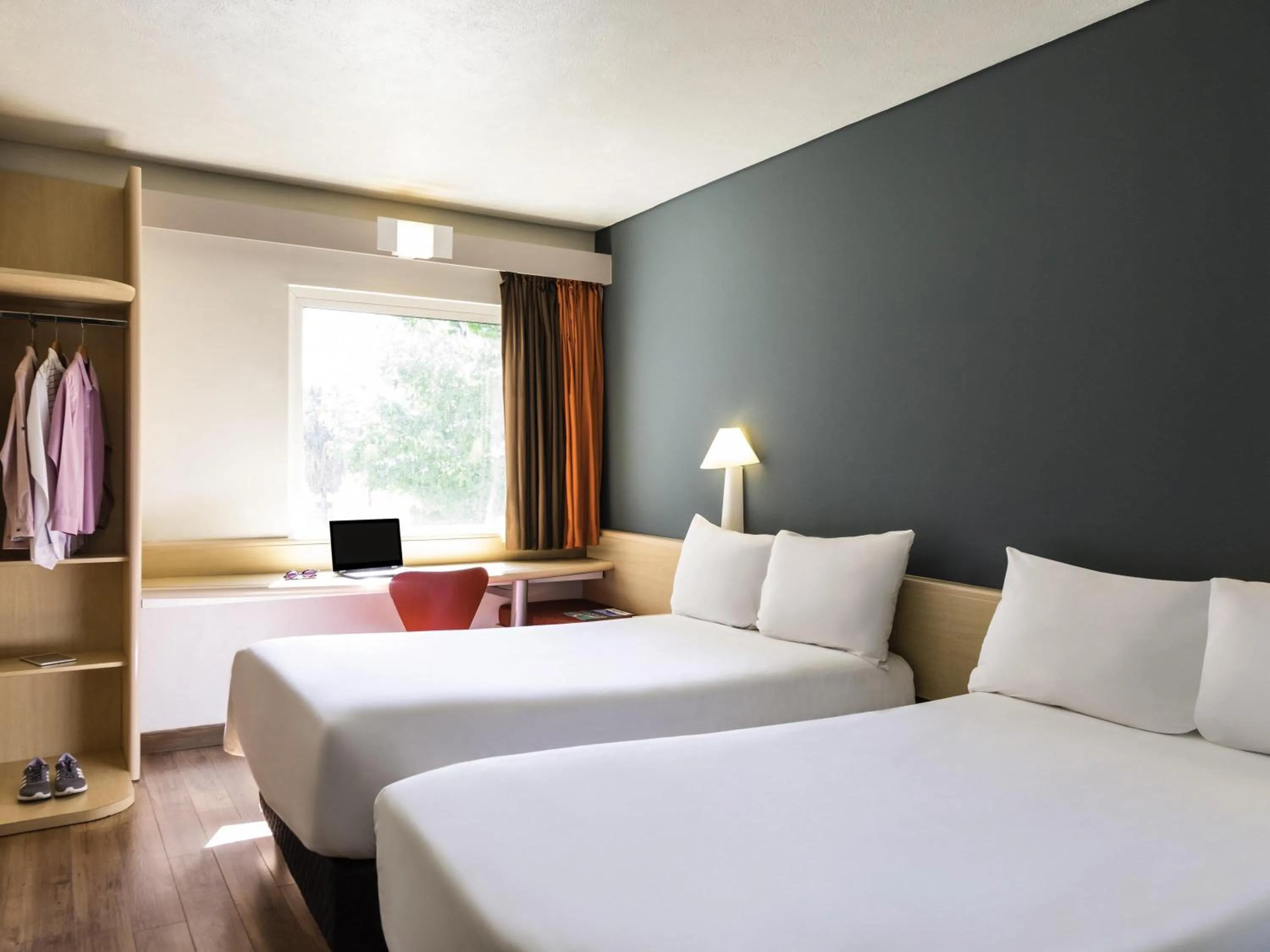 Standard Double Room with Two Double Beds in Ibis Mexico Perinorte