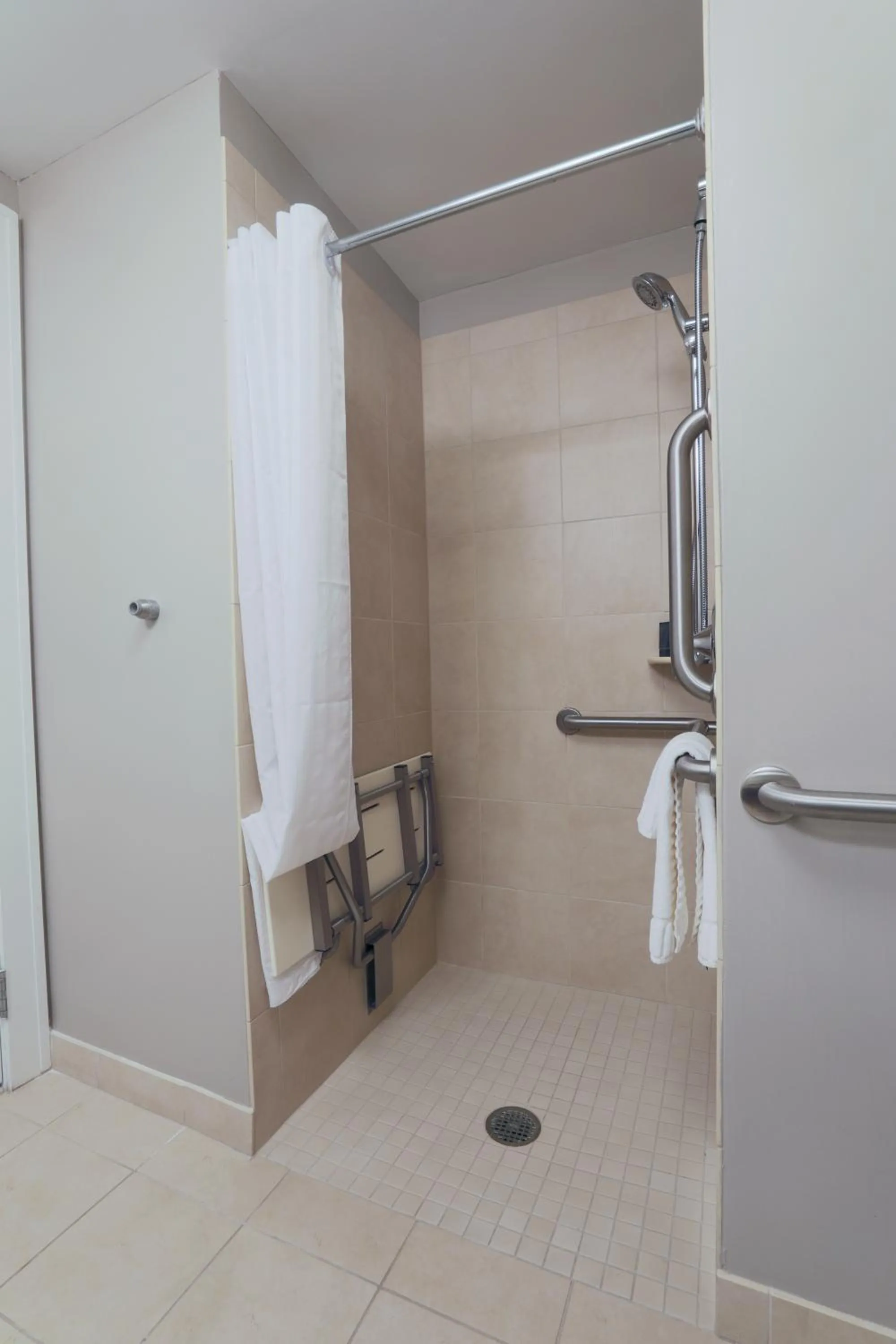 Deluxe Queen Room with Two Queen Beds - Handicap Accessible in Wind Creek Bethlehem Casino & Resort