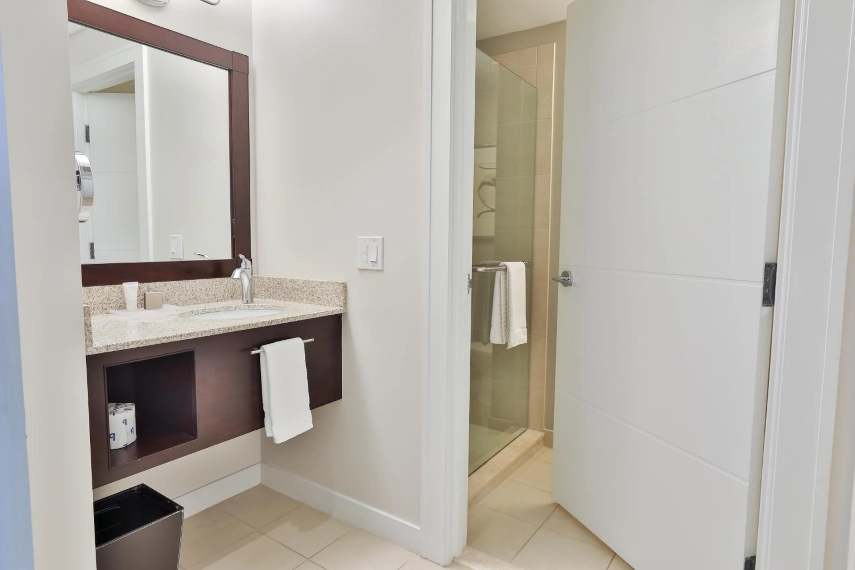 Deluxe Queen Room with Two Queen Beds - Handicap Accessible in Wind Creek Bethlehem Casino & Resort