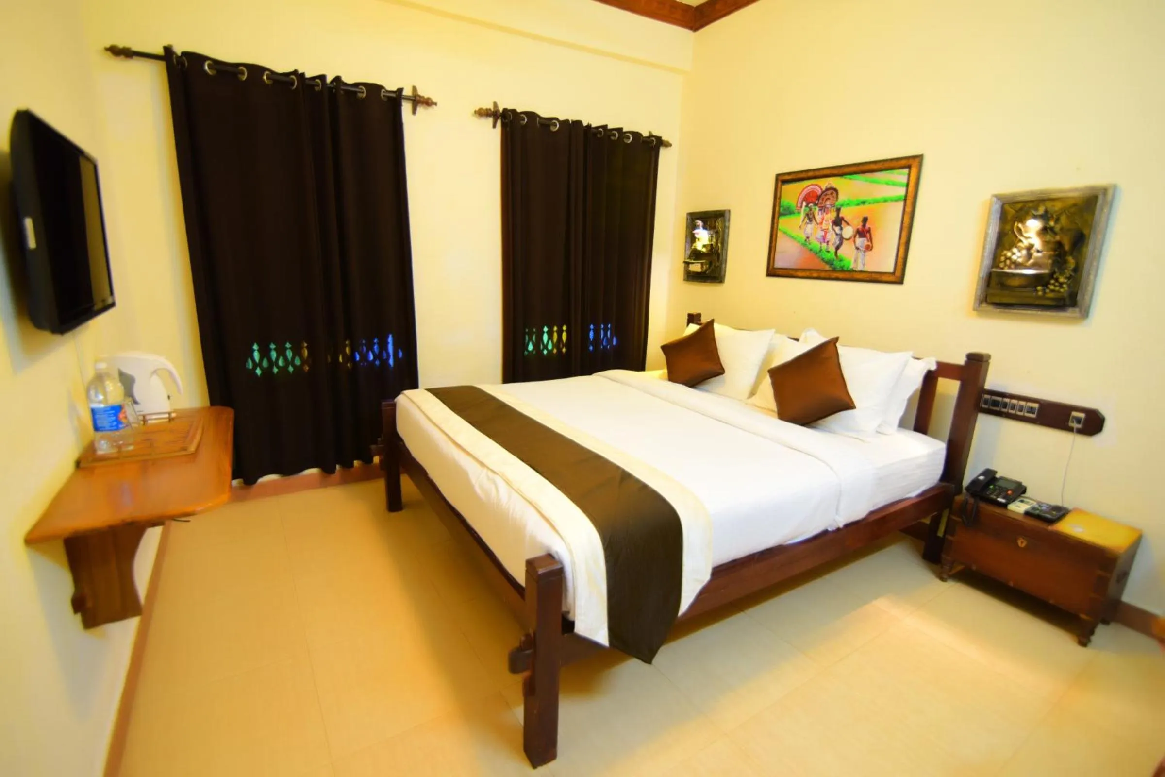 Deluxe Double Room in Kovalam Beach Hotel