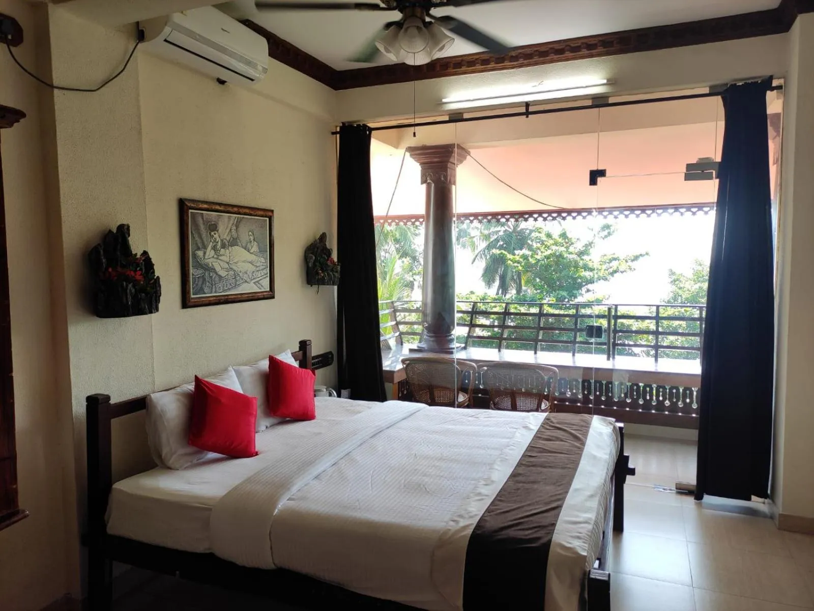Superior King Room in Kovalam Beach Hotel