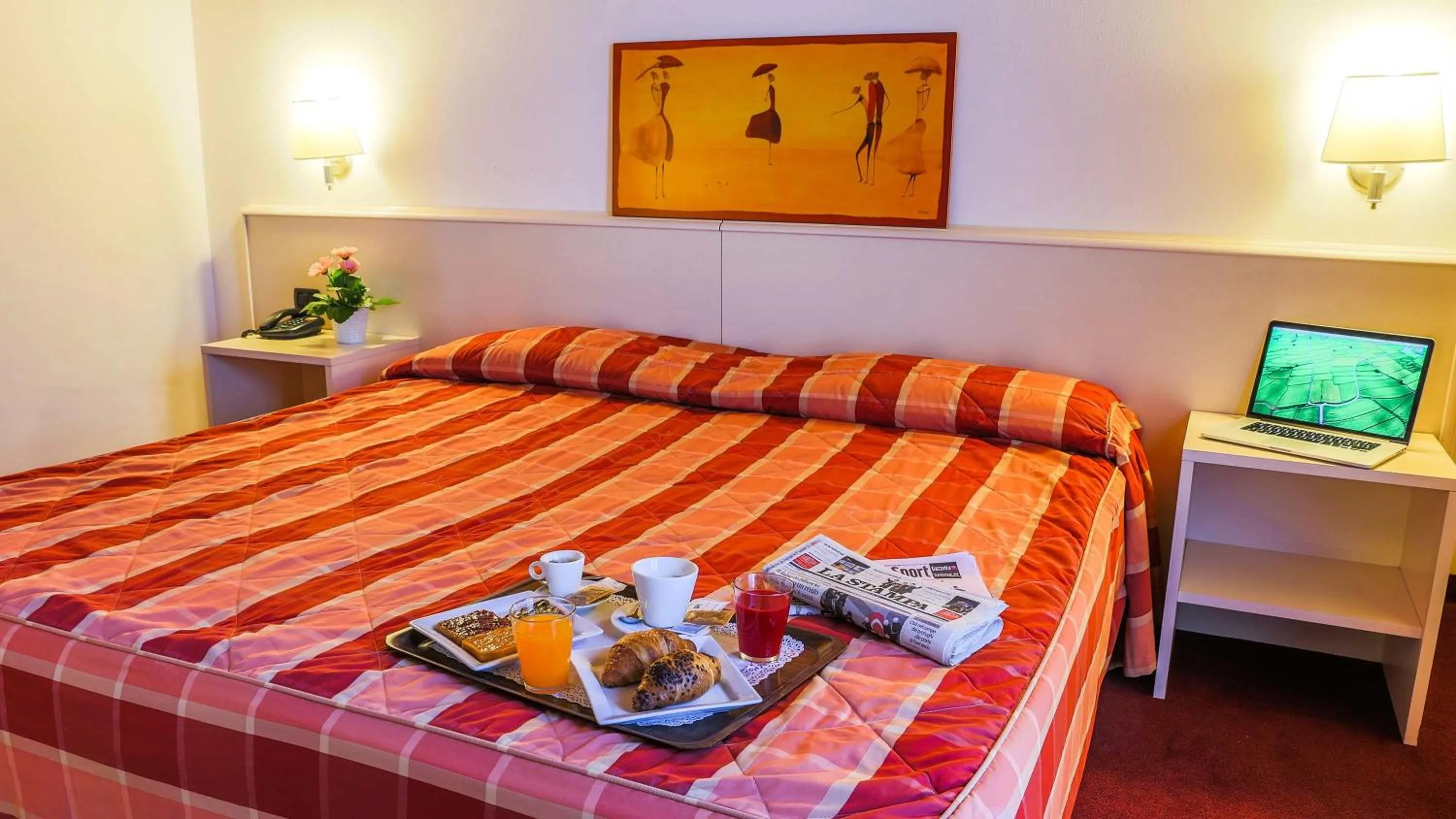 Quadruple Room in Hotel Gallia