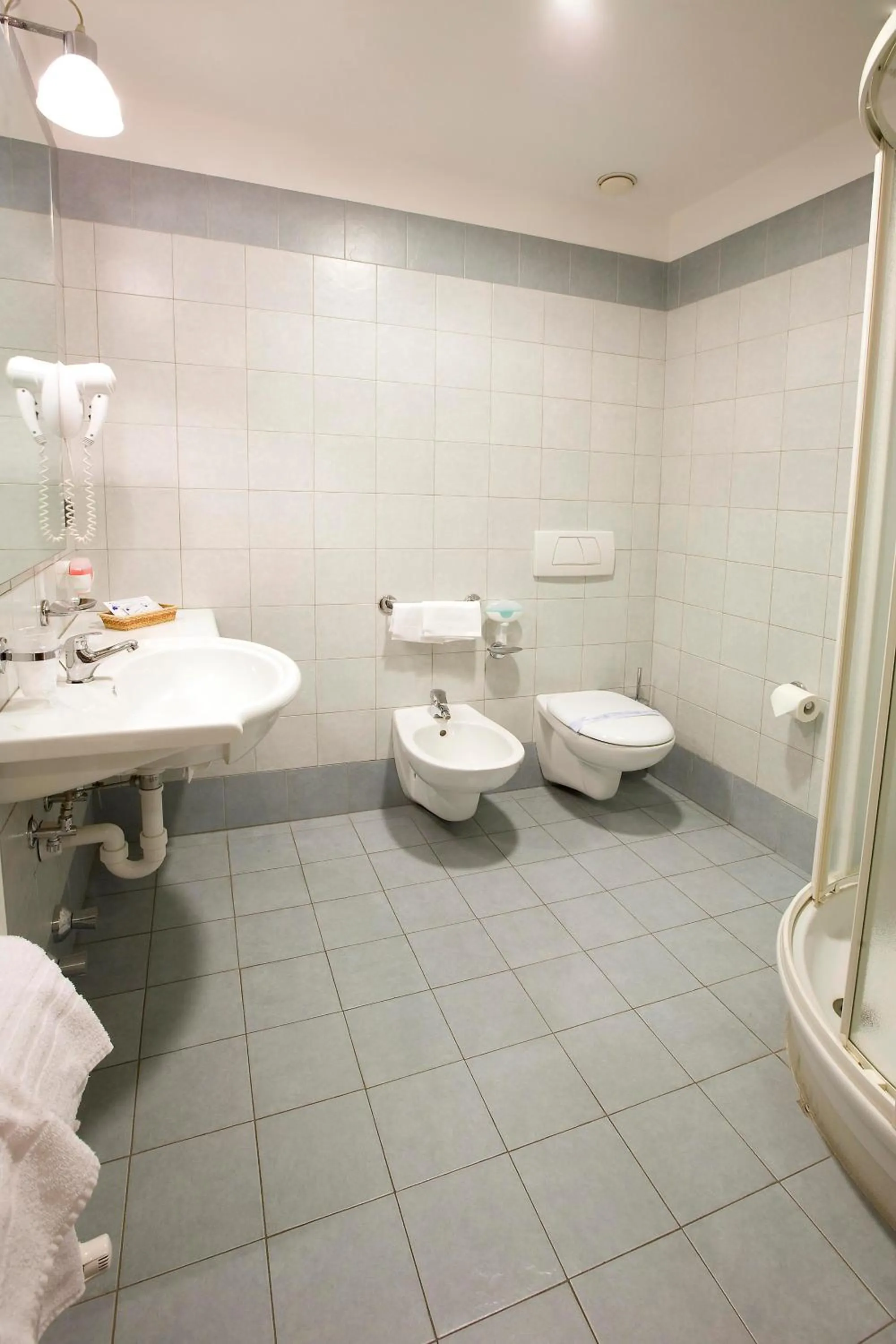 Standard Twin Room in Hotel Gallia