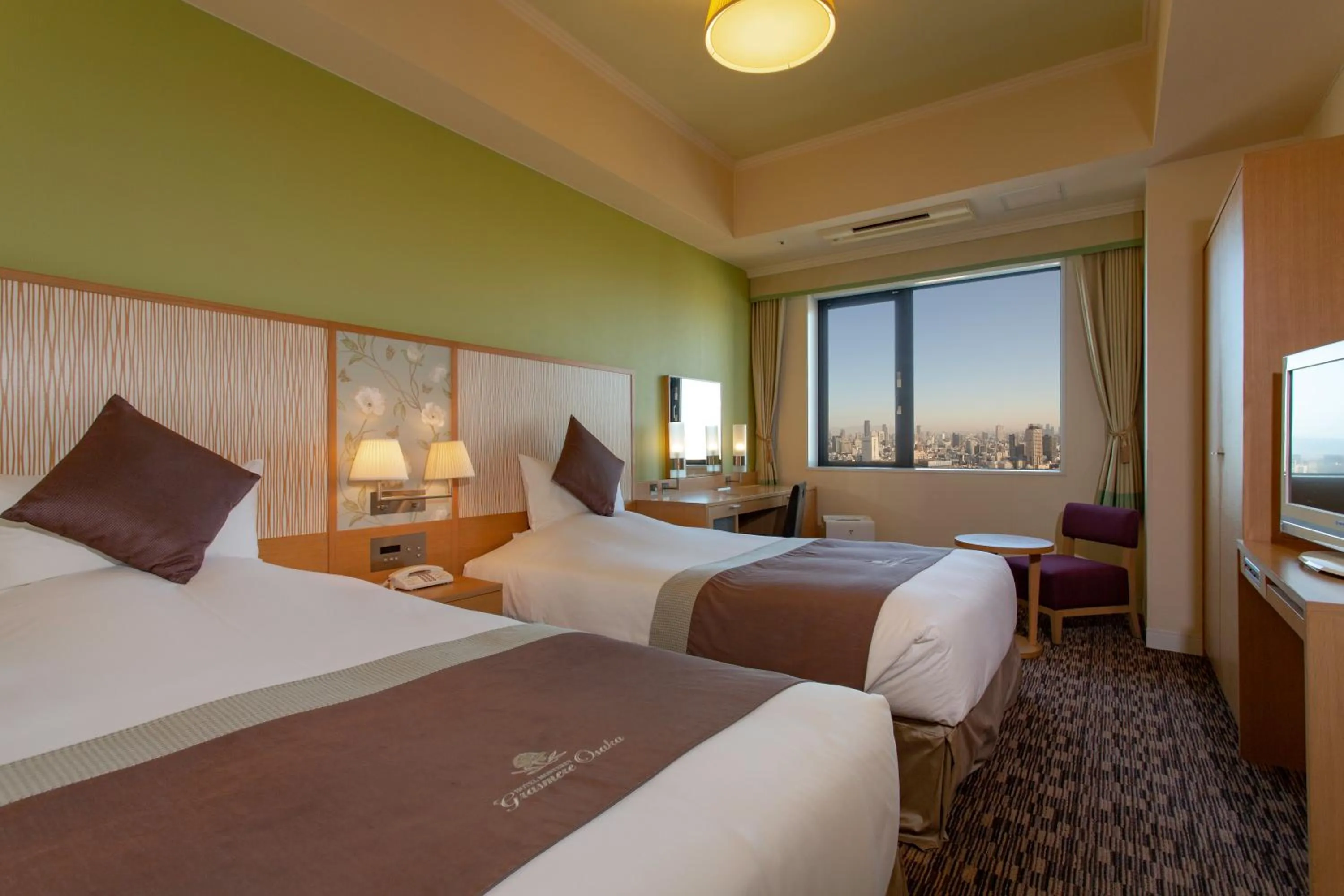Twin Room - High Floor	 in Hotel Monterey Grasmere Osaka
