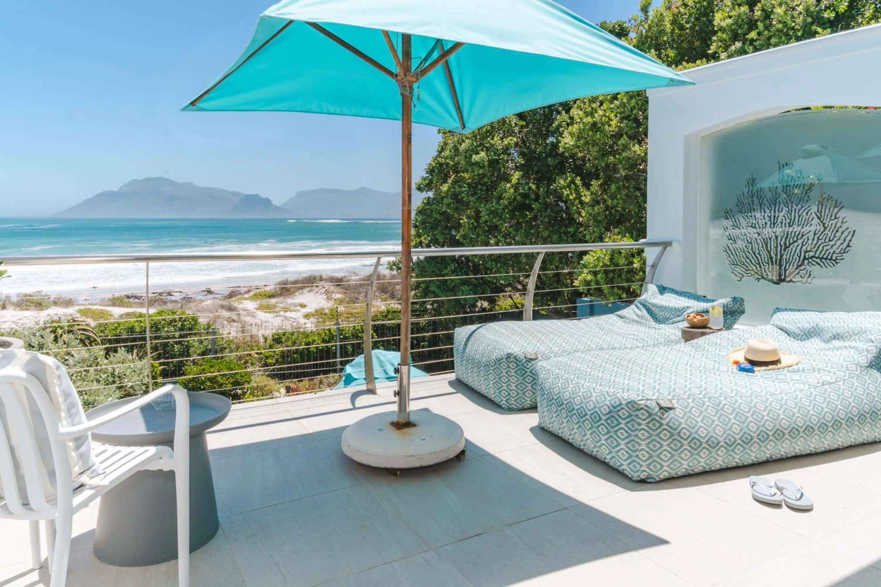 Premier Suite in Last Word Long Beach