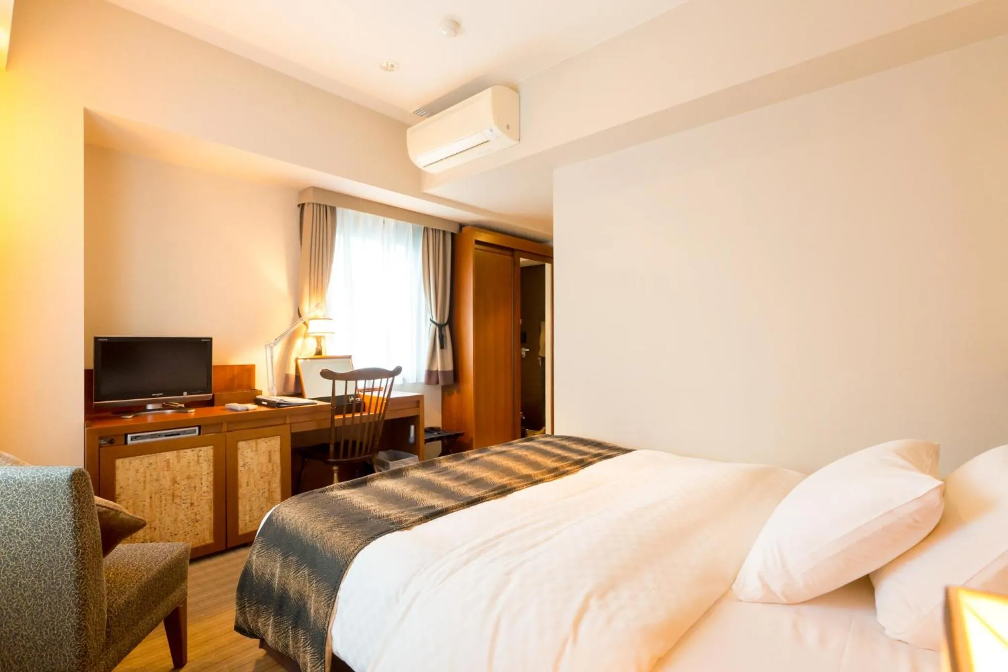 Standard Double Room - Smoking in Matsumoto Marunouchi Hotel