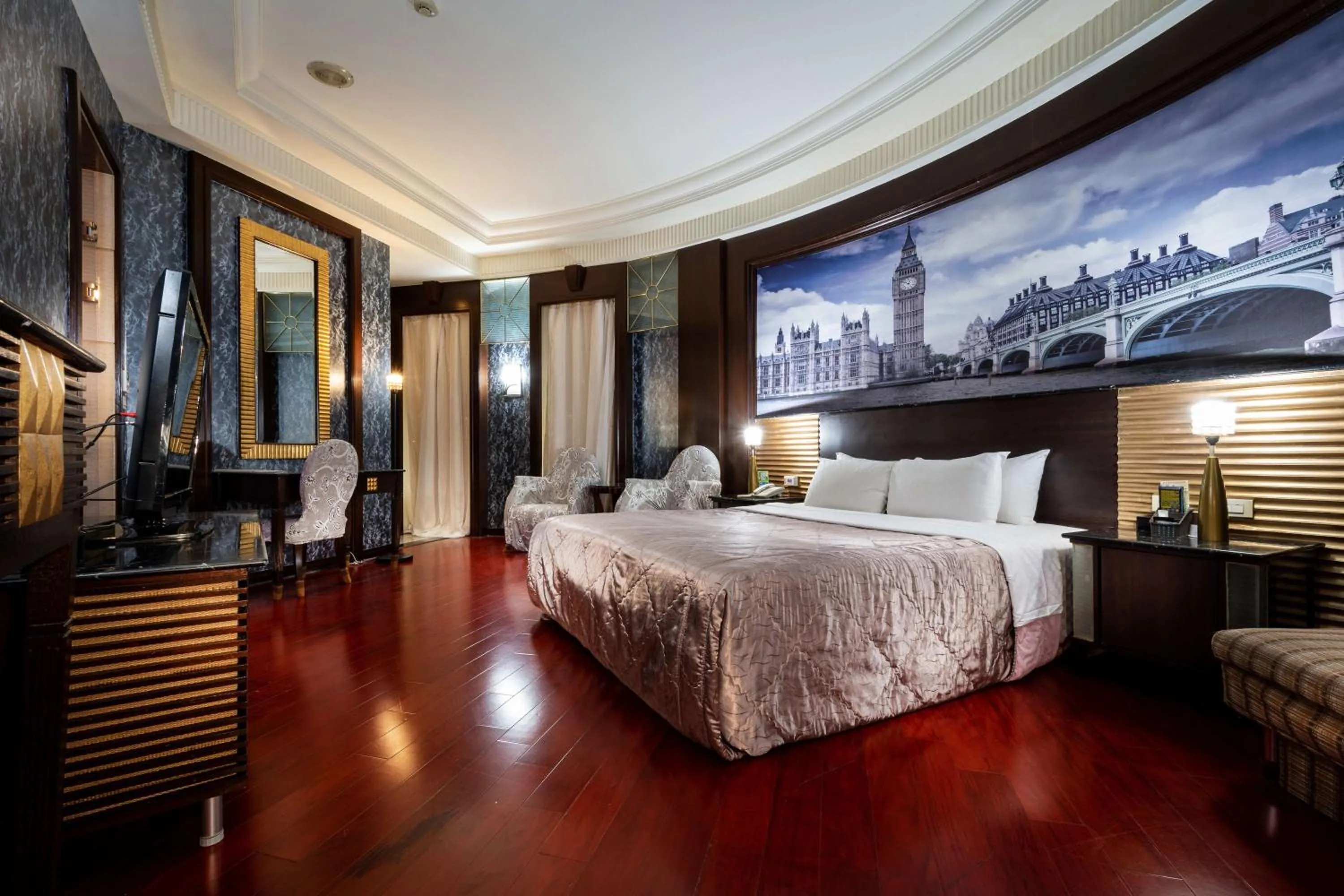 Superior Double Room in 國妃鷹堡時尚健康館King & Princess Motel