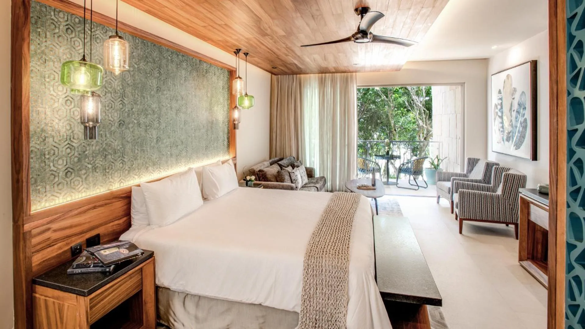 King Suite with Bathtub - single occupancy in Palmaïa The House of AïA All Inclusive Wellness Resort