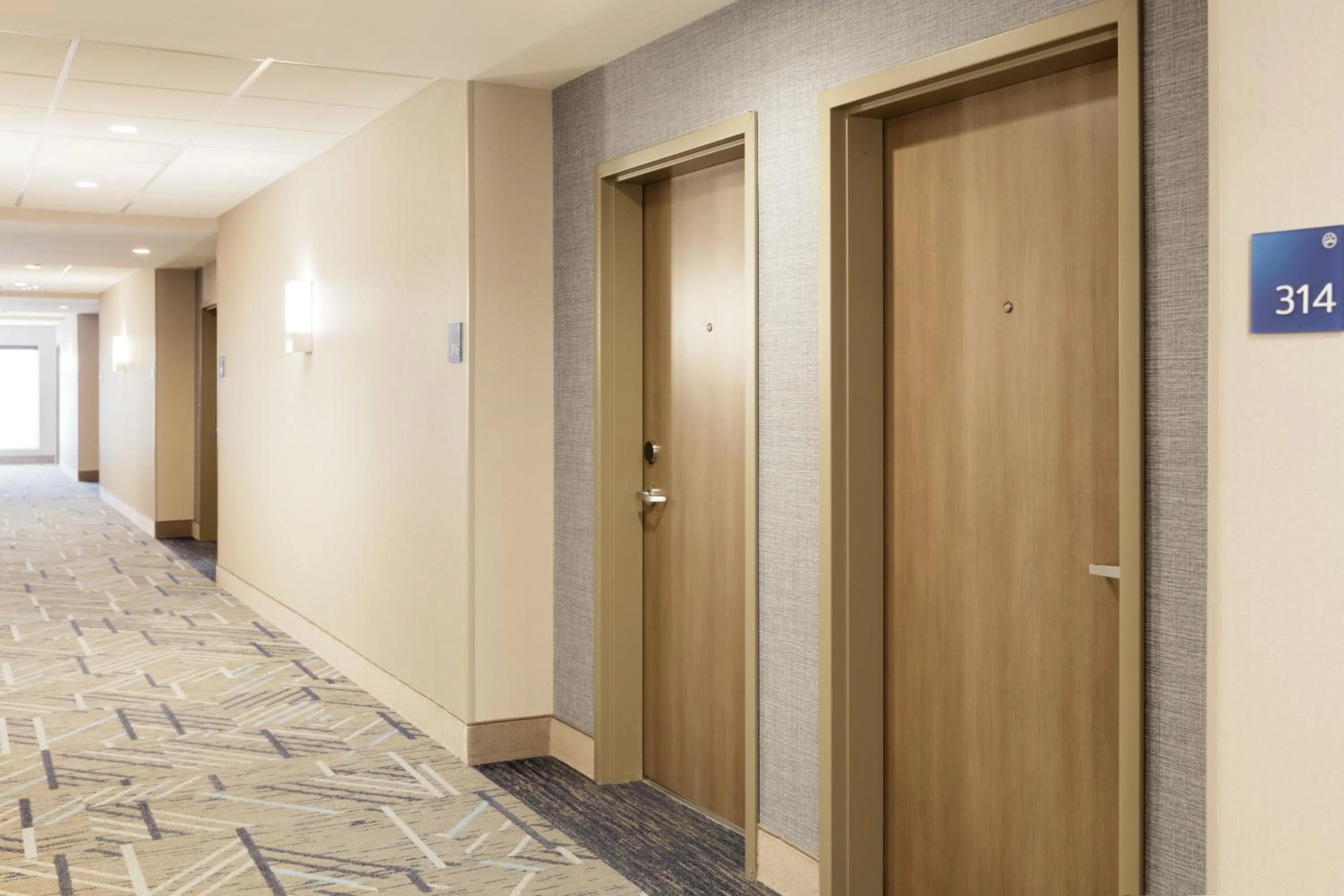 Standard King Room in Holiday Inn Express Williamston by IHG