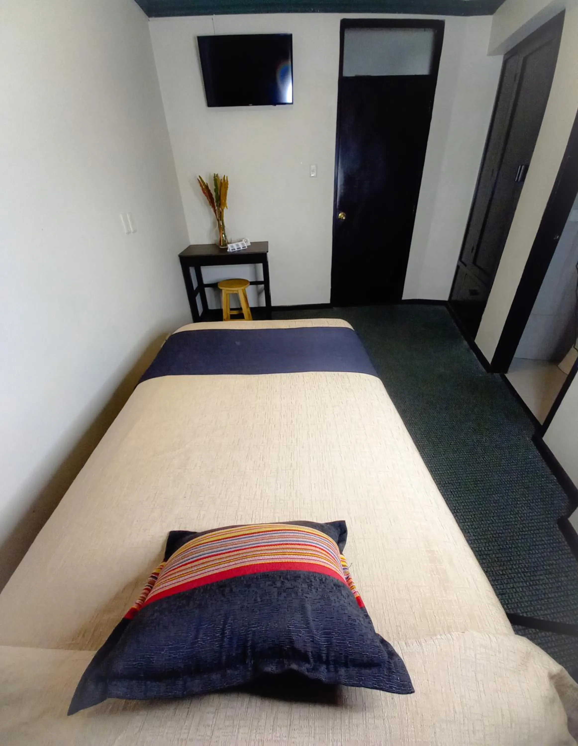 Single Room in Hotel Sagarnaga