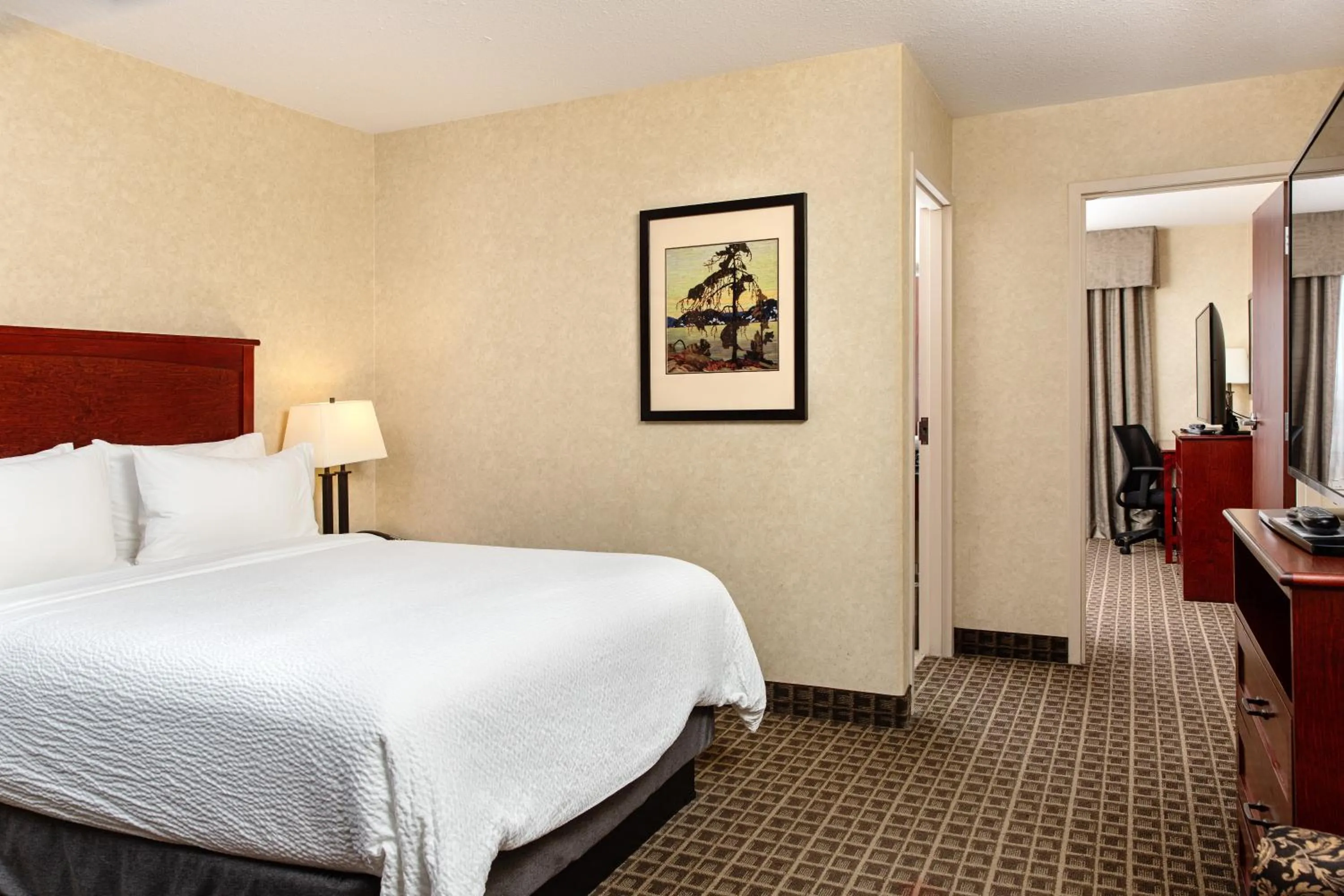 Queen Suite with Two Queen Beds in Holiday Inn Express Edmonton North by IHG