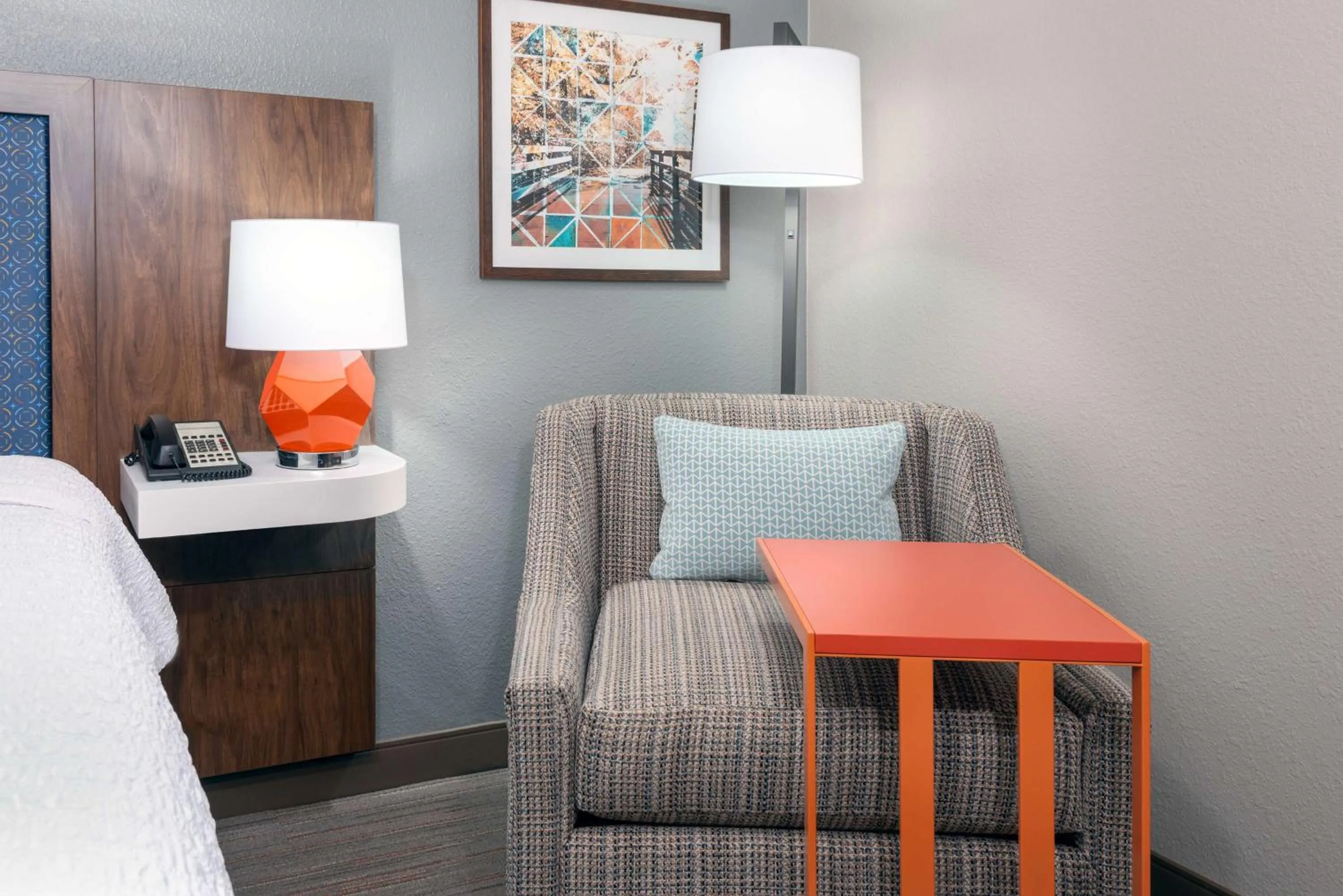 King Room with King Bed - Non-Smoking in Hampton Inn & Suites Charlottesville at the University