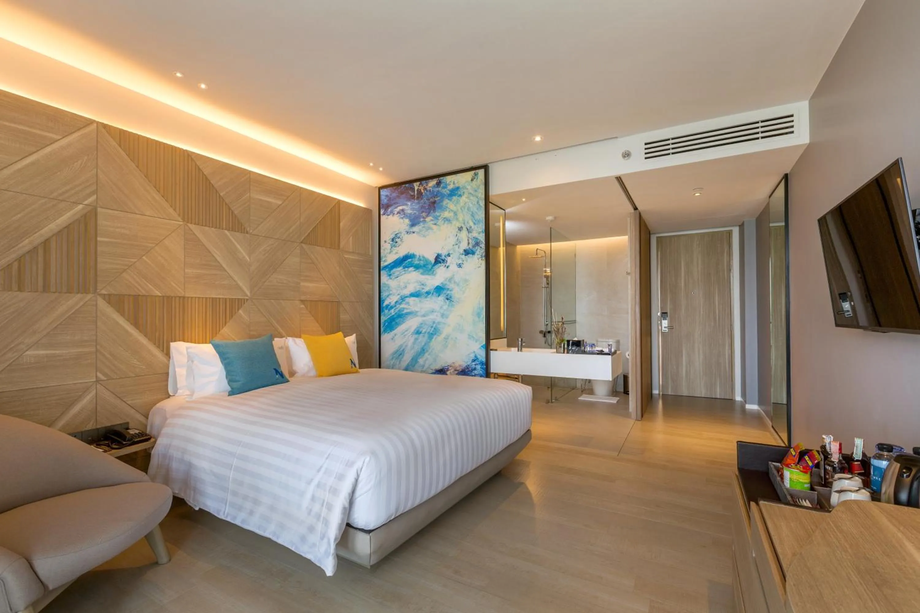 Deluxe Room with Private Tub in The Nature Phuket - SHA Extra Plus