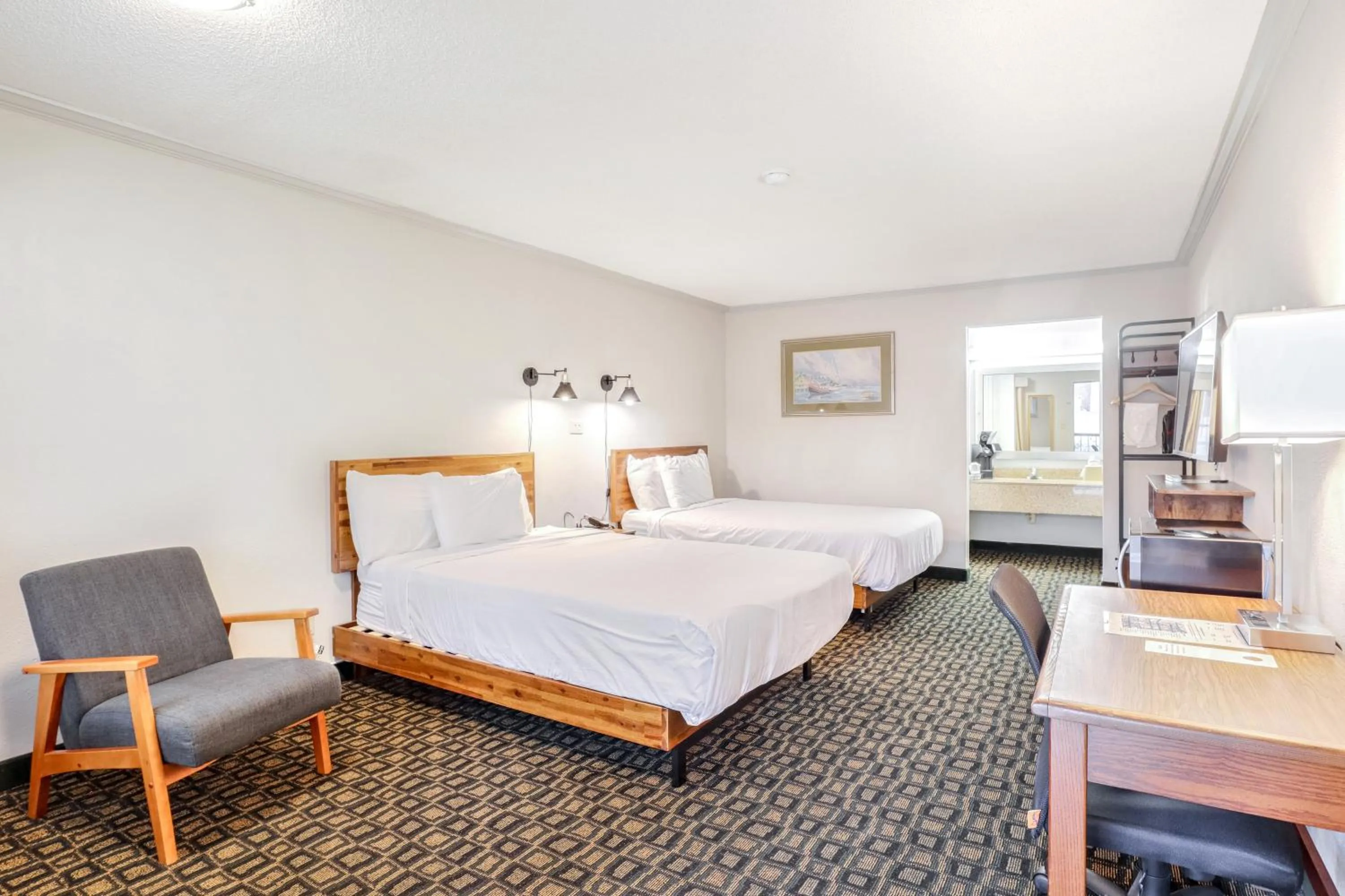 Double Room with Two Double Beds - Non-Smoking in The Guest Lodge Gainesville