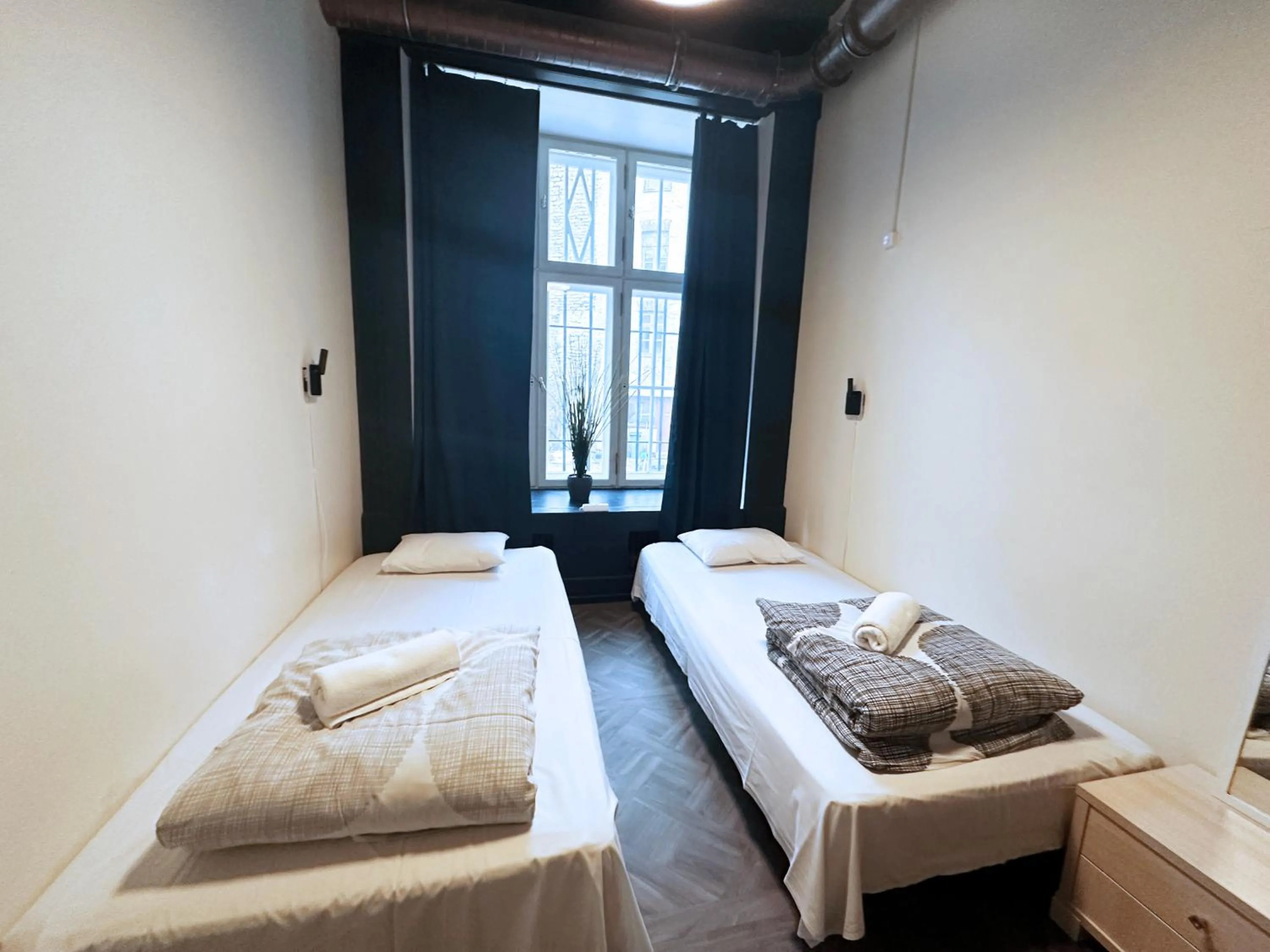 Twin Room in Imaginary Hostel