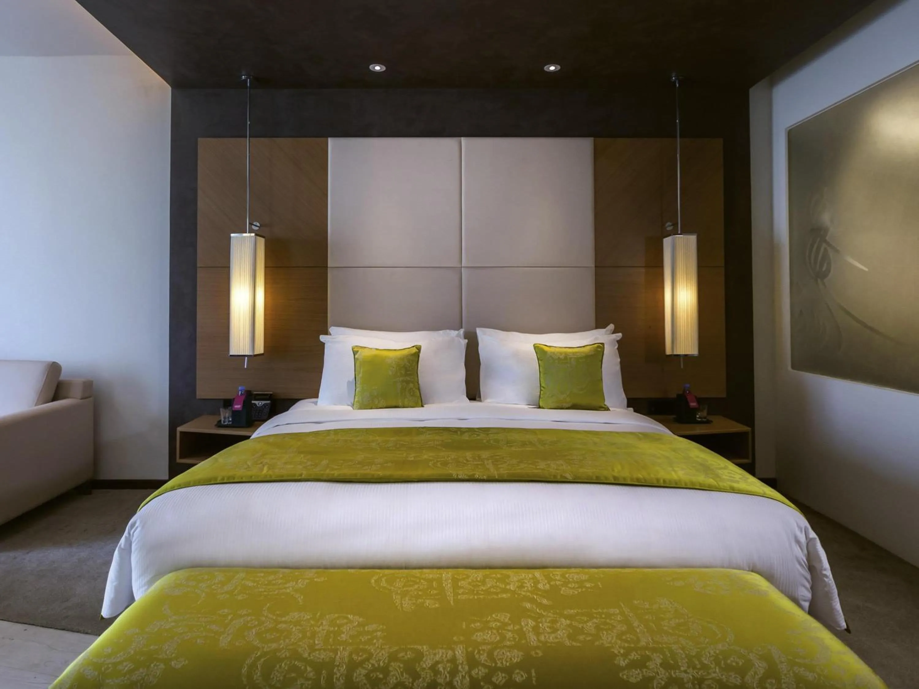 Deluxe King Room in Mövenpick Hotel du Lac Tunis