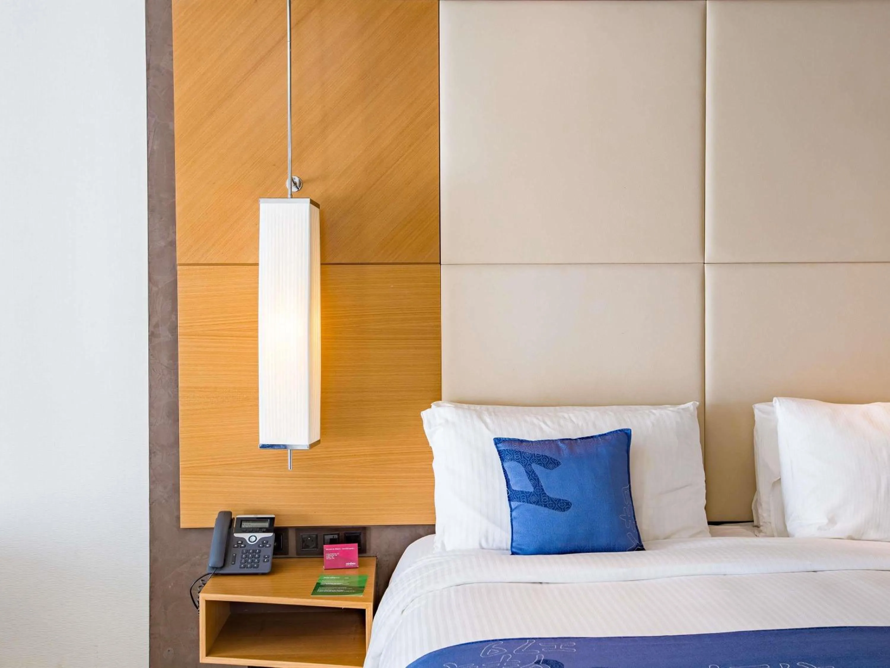 Premium King Room with Lake View - single occupancy in Mövenpick Hotel du Lac Tunis