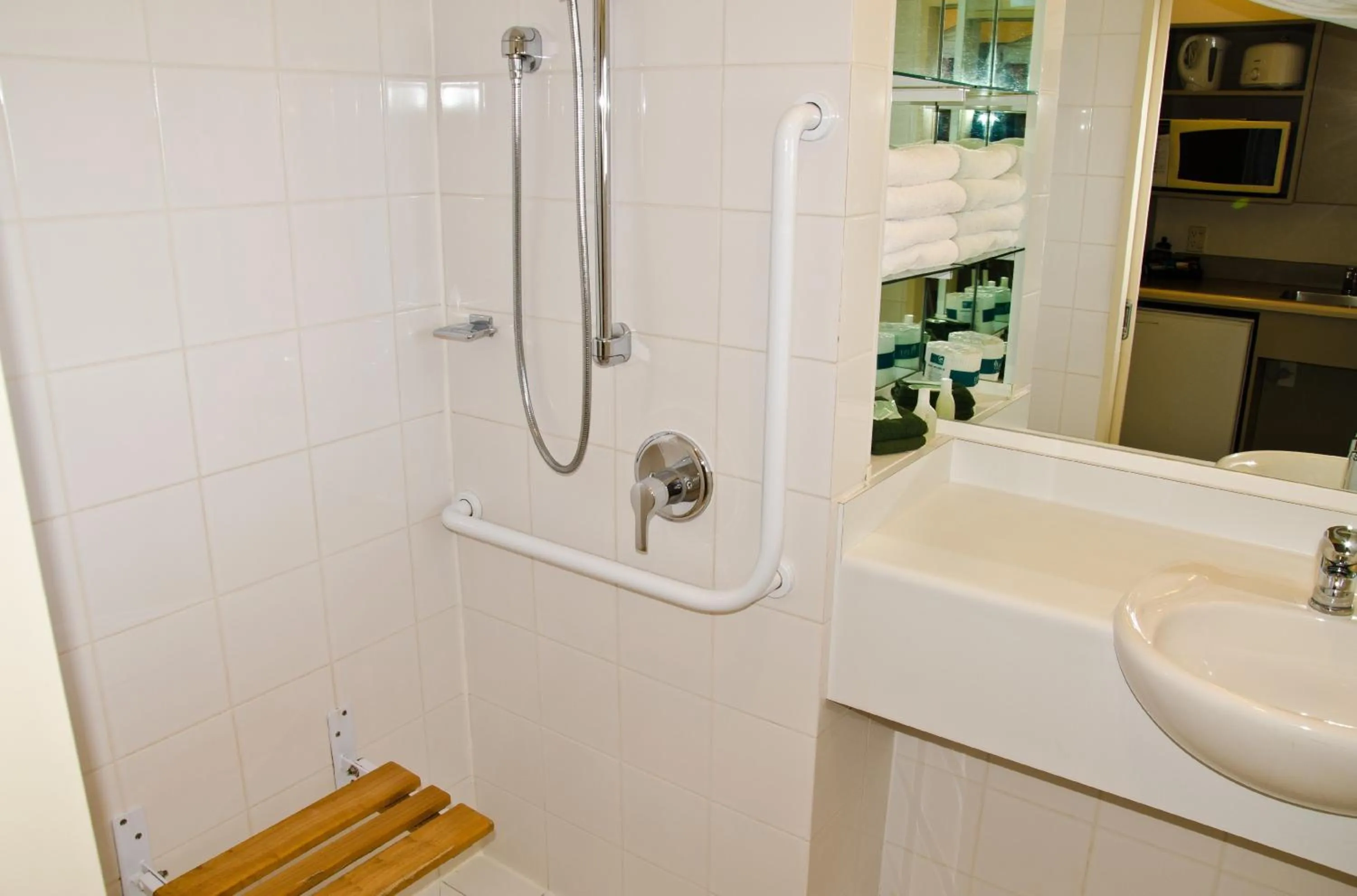 Studio - Disability Access in Beachfront Motel