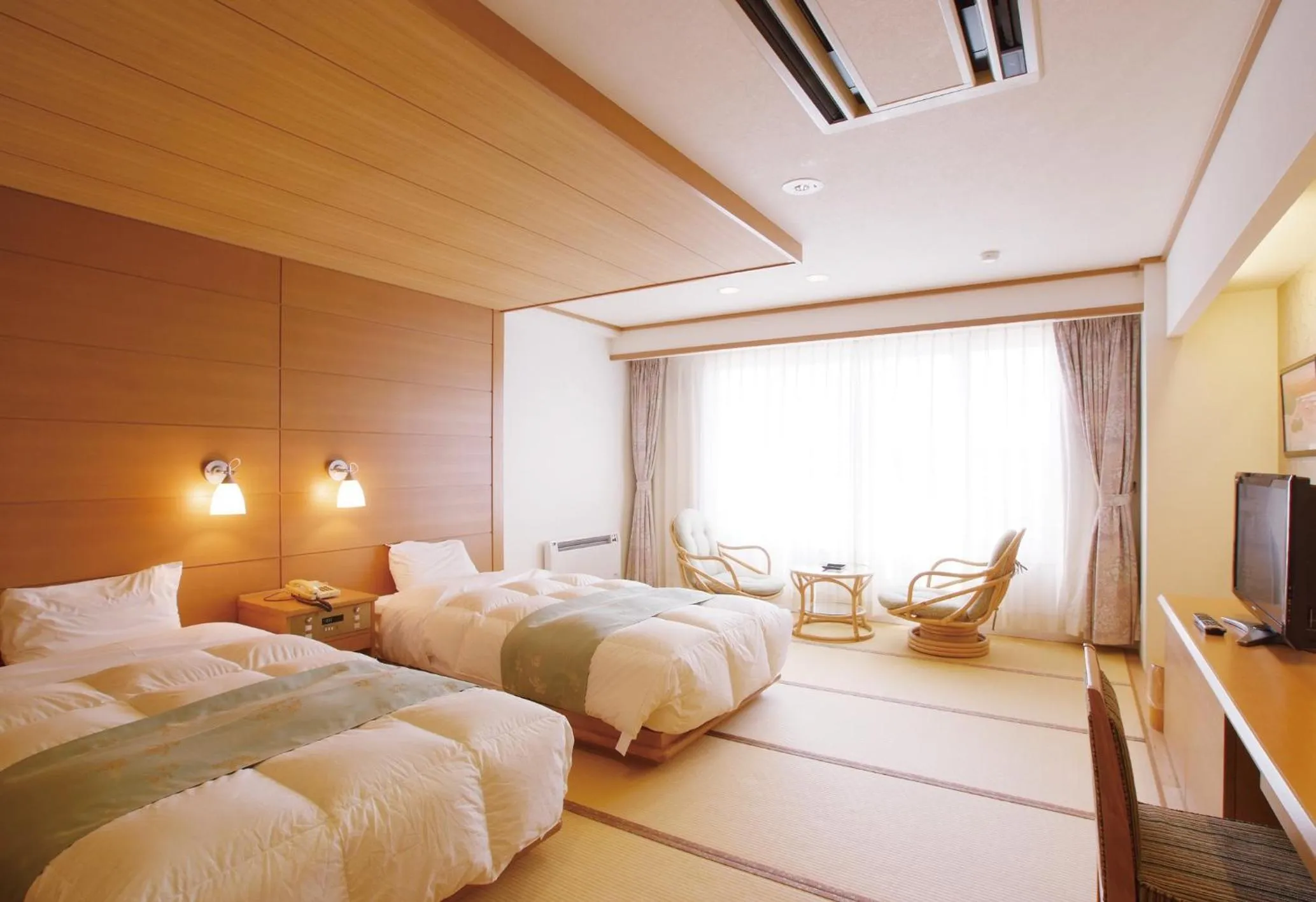 Japanese-Style Twin Room - Non-Smoking - West Wing in Shiretoko Daiichi Hotel