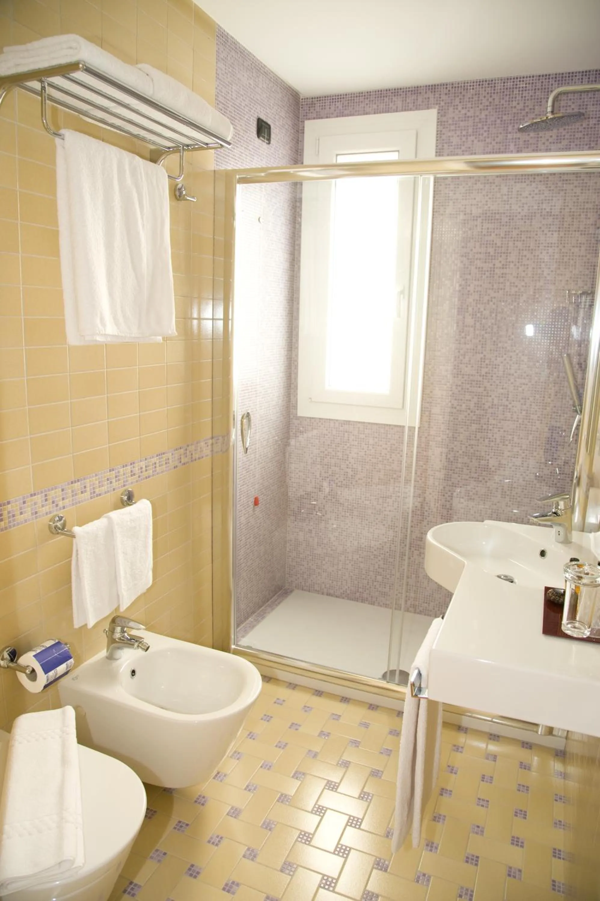 Standard Double or Twin Room - single occupancy in Artemis Hotel