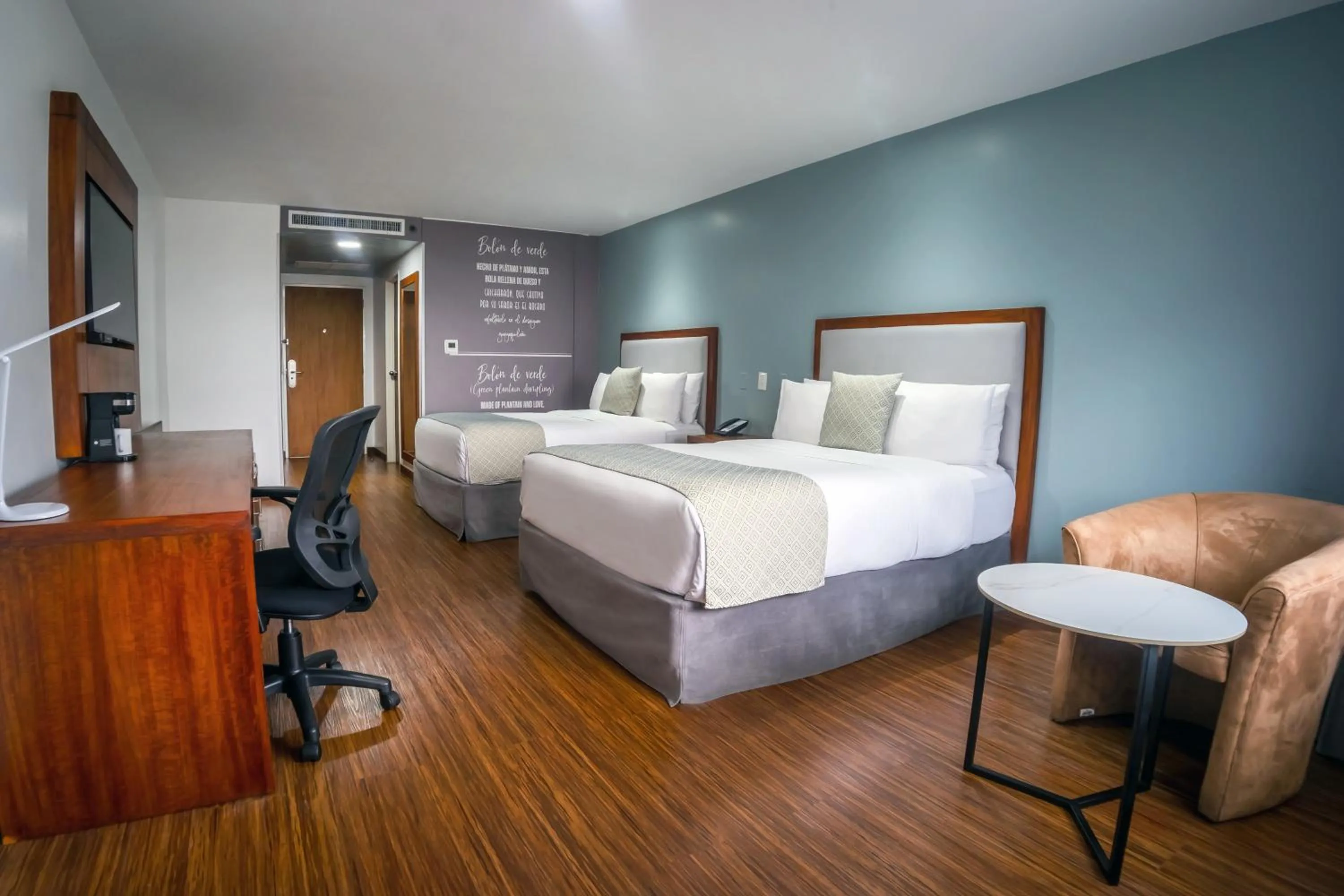 Standard room with 2 Double Beds, Non-Smoking in TRYP by Wyndham Guayaquil Airport