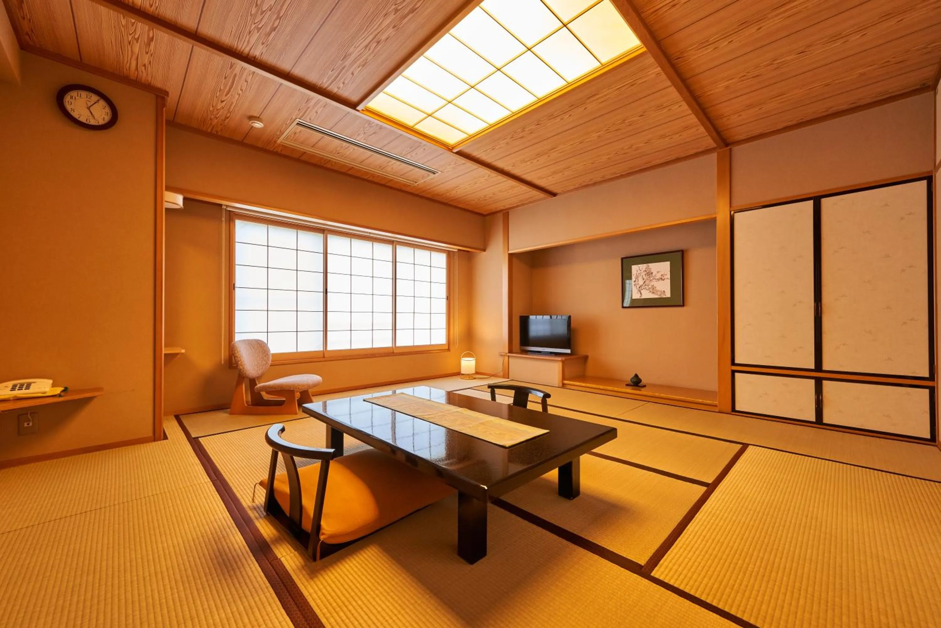 Superior Japanese-Style Room - Non-Smoking  in Hanabishi Hotel