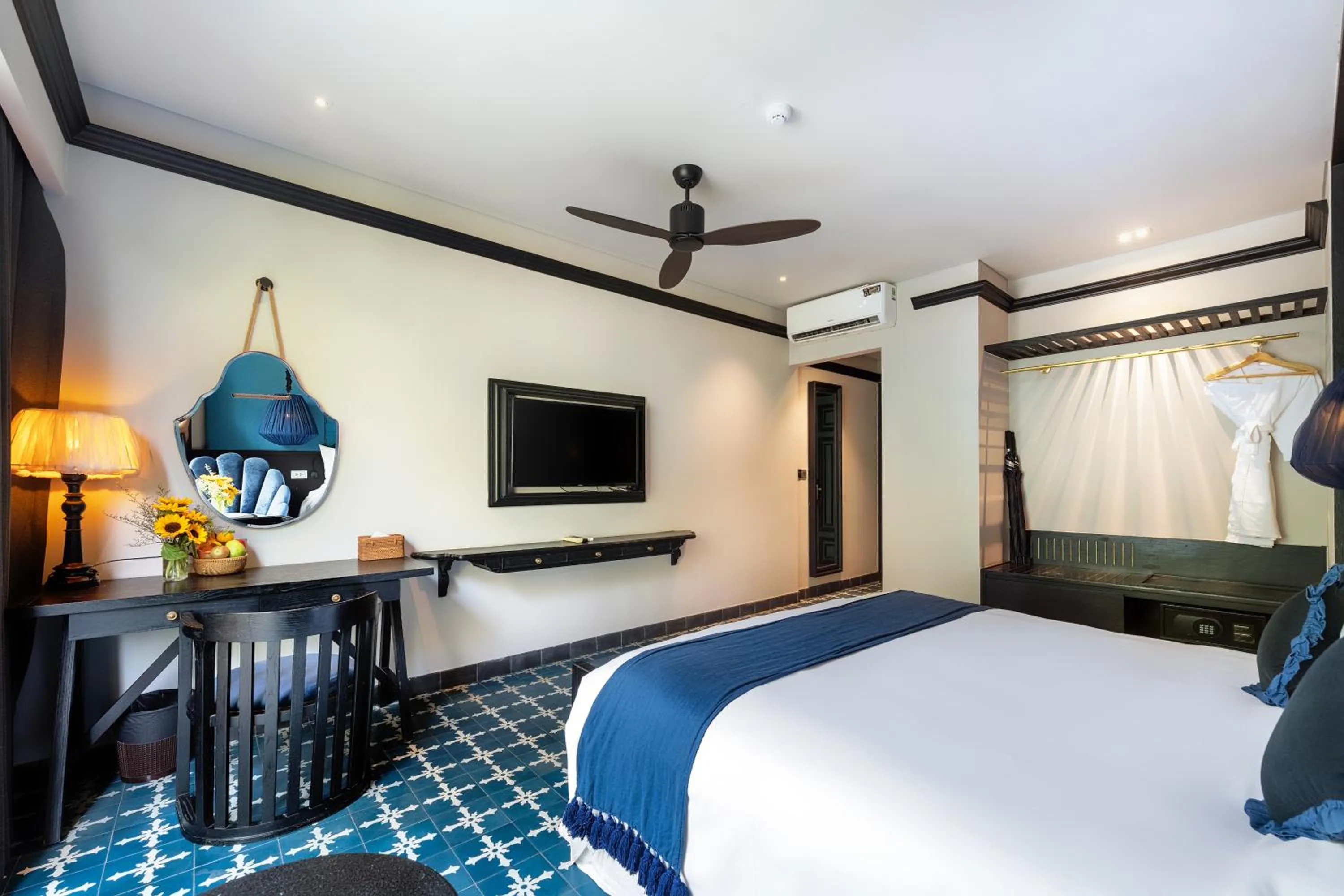 Deluxe Double or Twin Room with Sea View in Sol An Bang Beach Resort & Spa