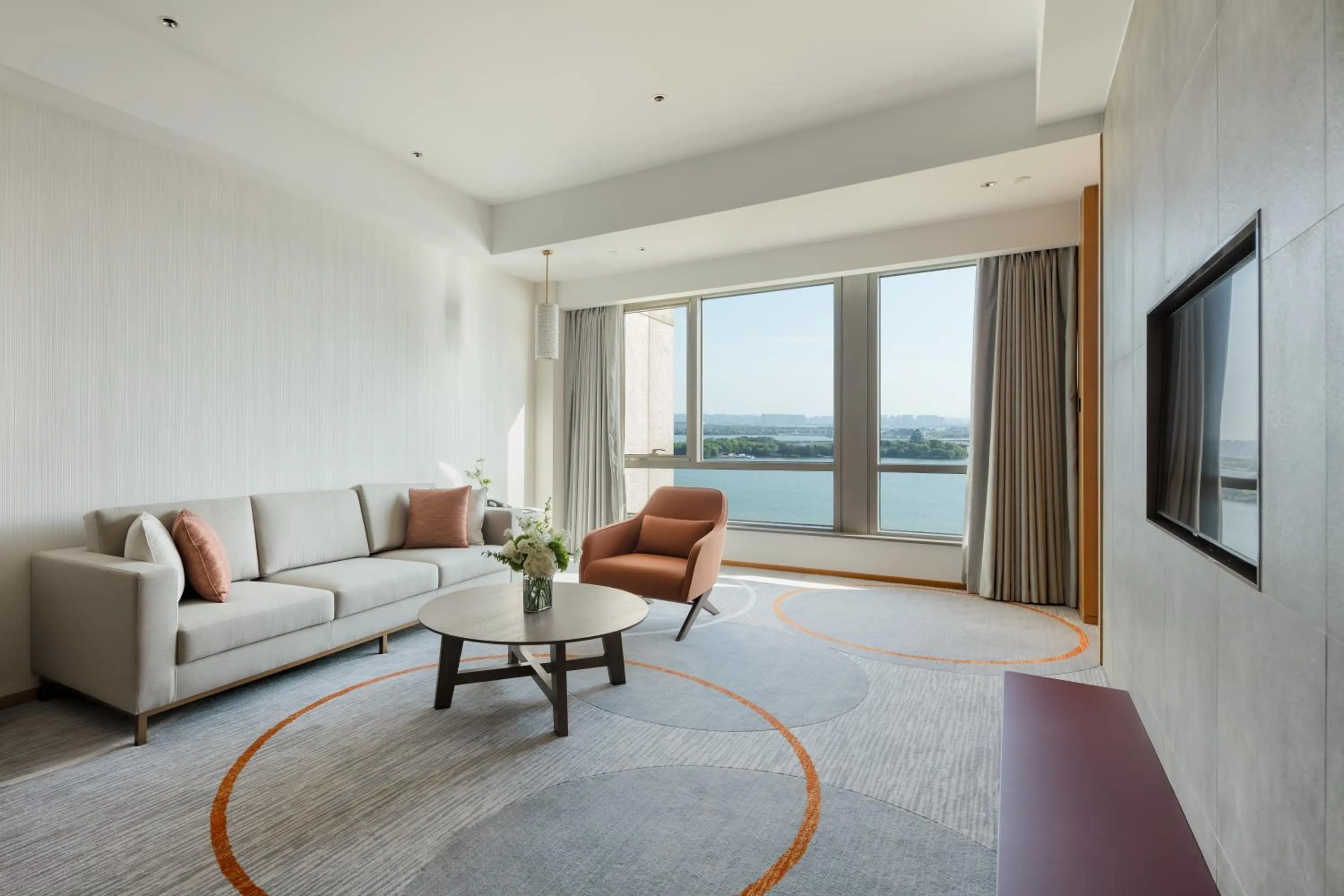 One-Bedroom Suite Landmark Lake View in InterContinental Suzhou Hotel by IHG