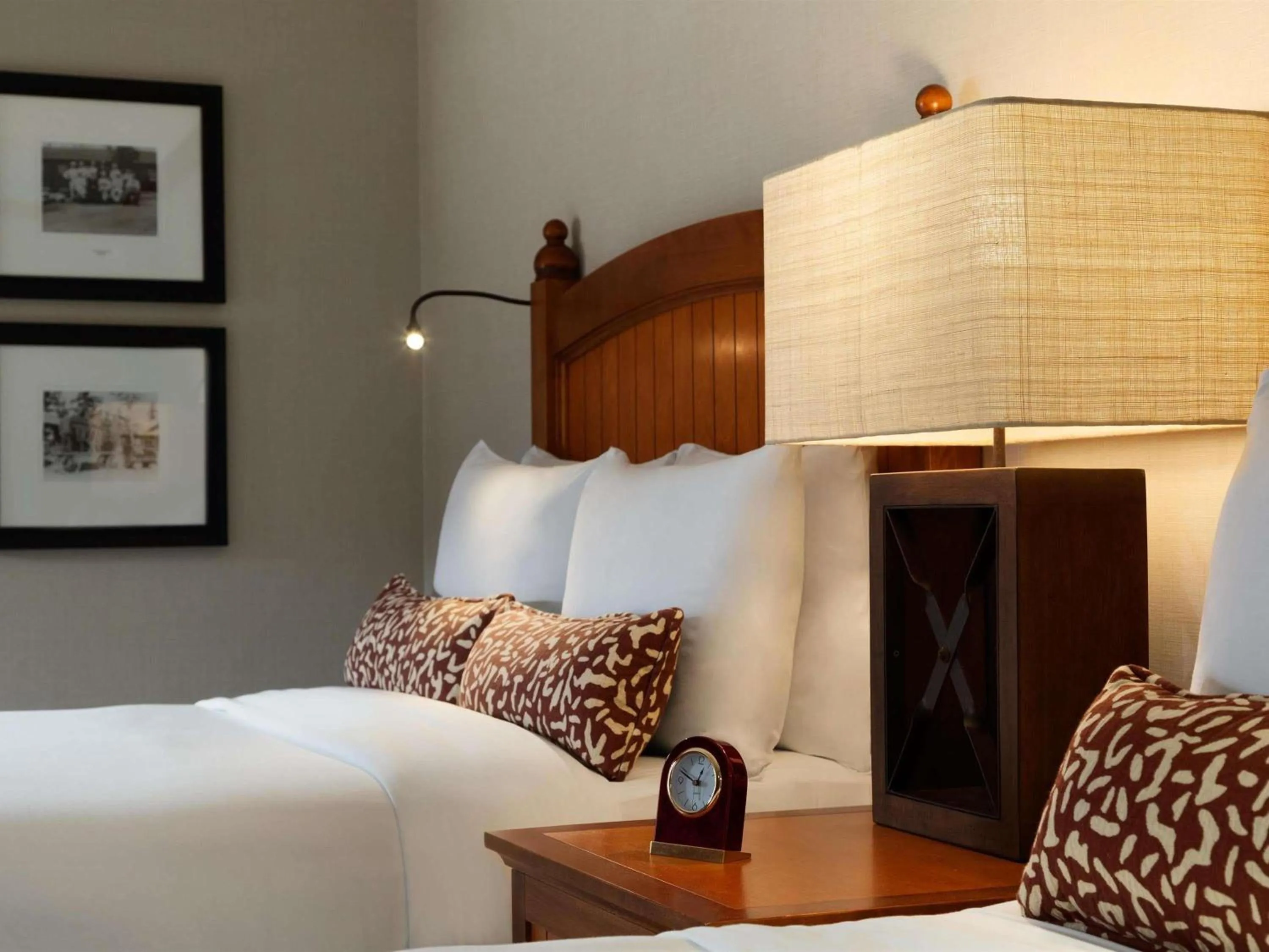 Premier Deluxe King Room in Fairmont Jasper Park Lodge