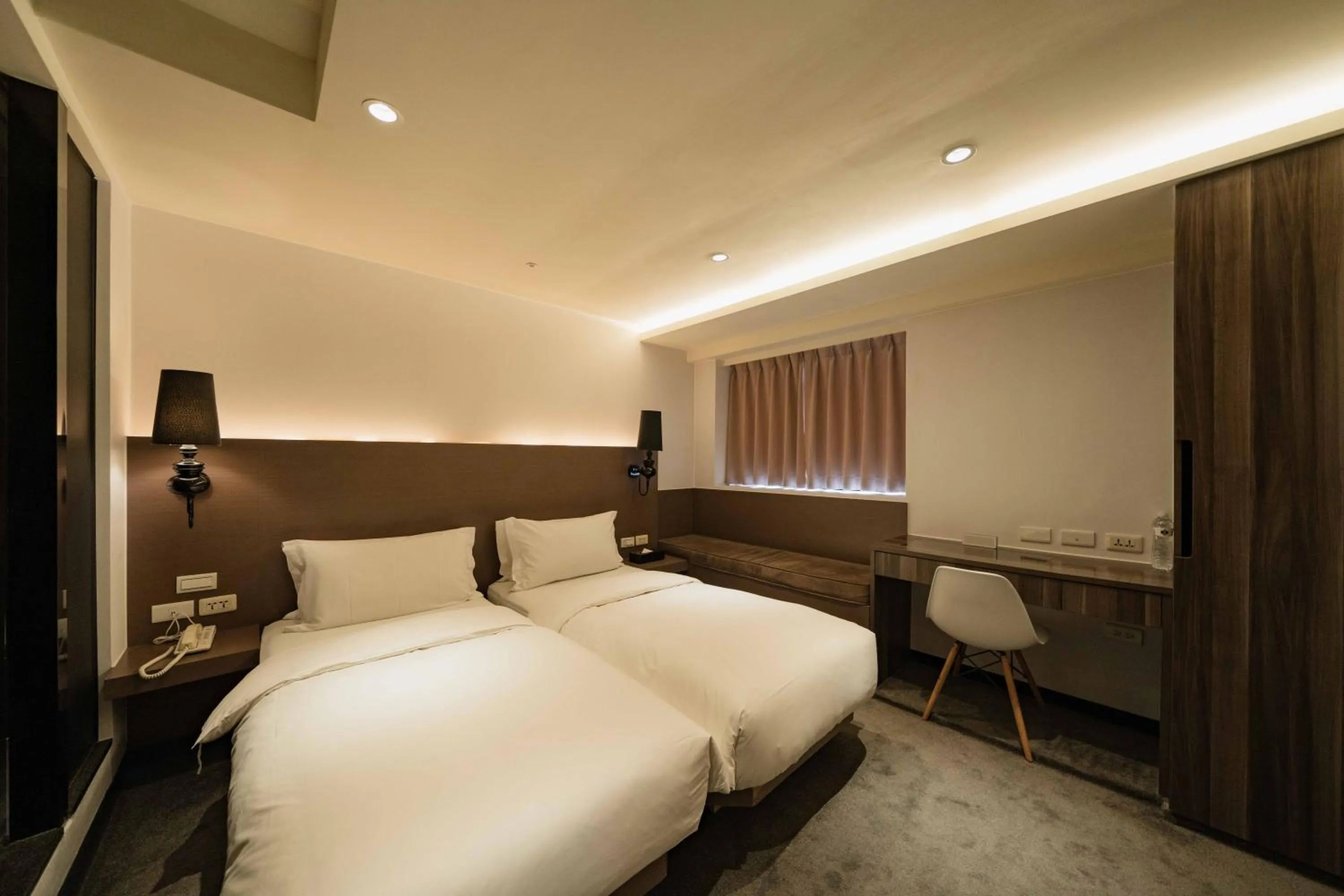 Twin Room in SWIIO Hotel Ximending