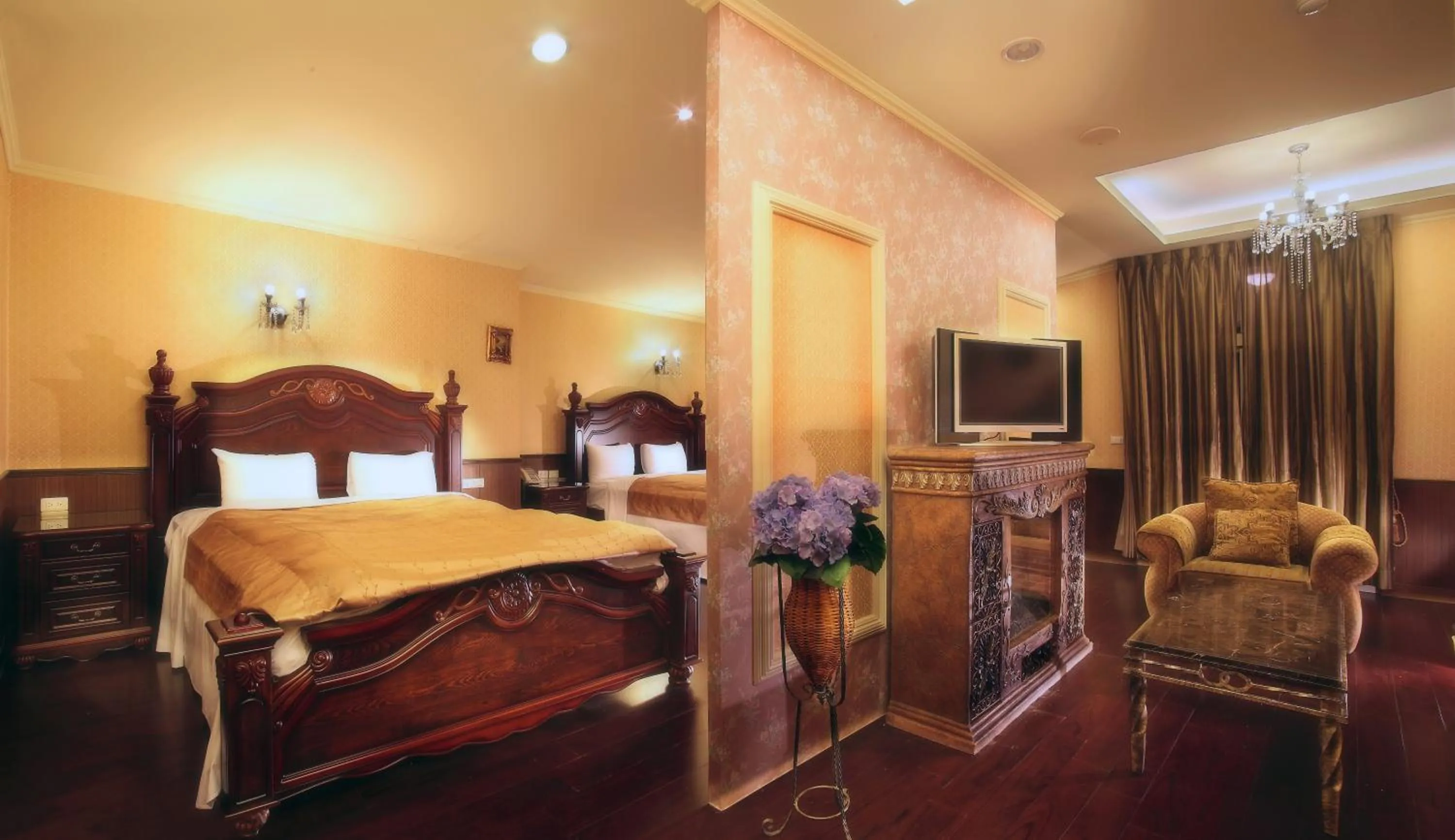 Standard Twin Room in Huis Ten Bosch