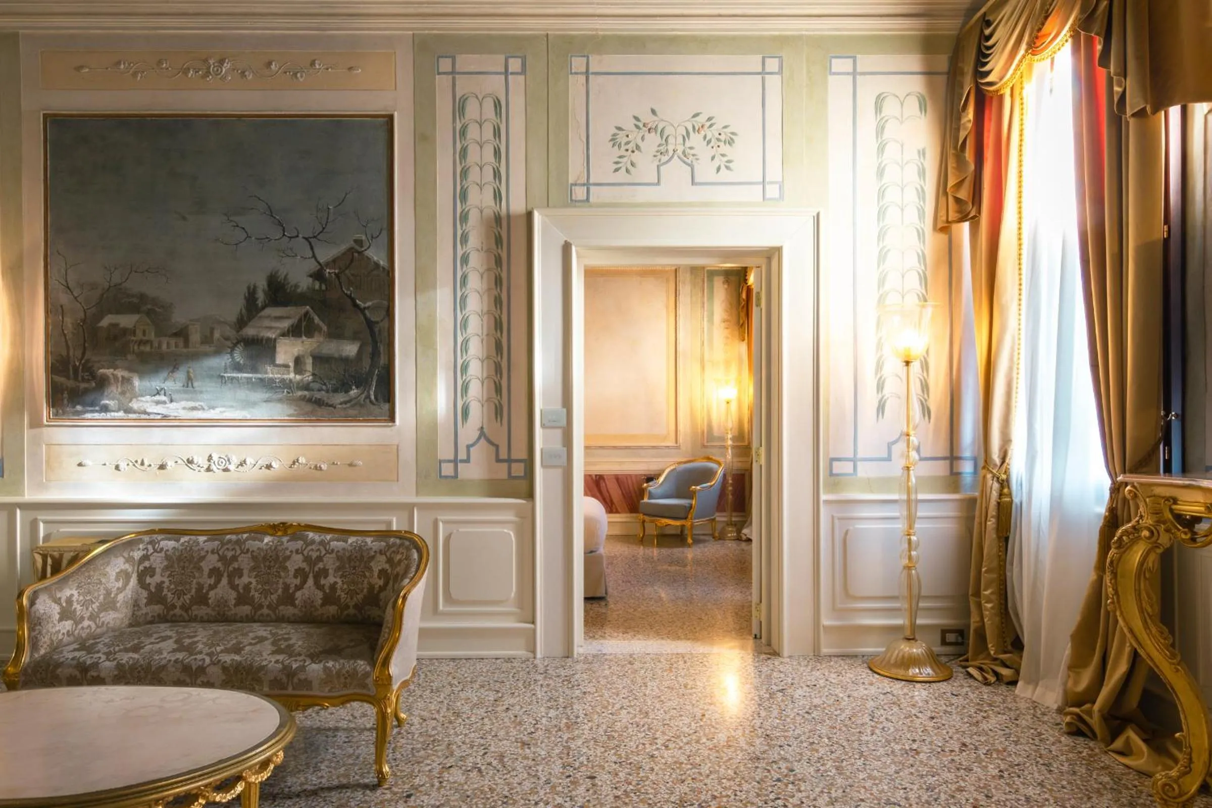 Two-Bedroom Suite in Ca' Bonfadini Historic Experience