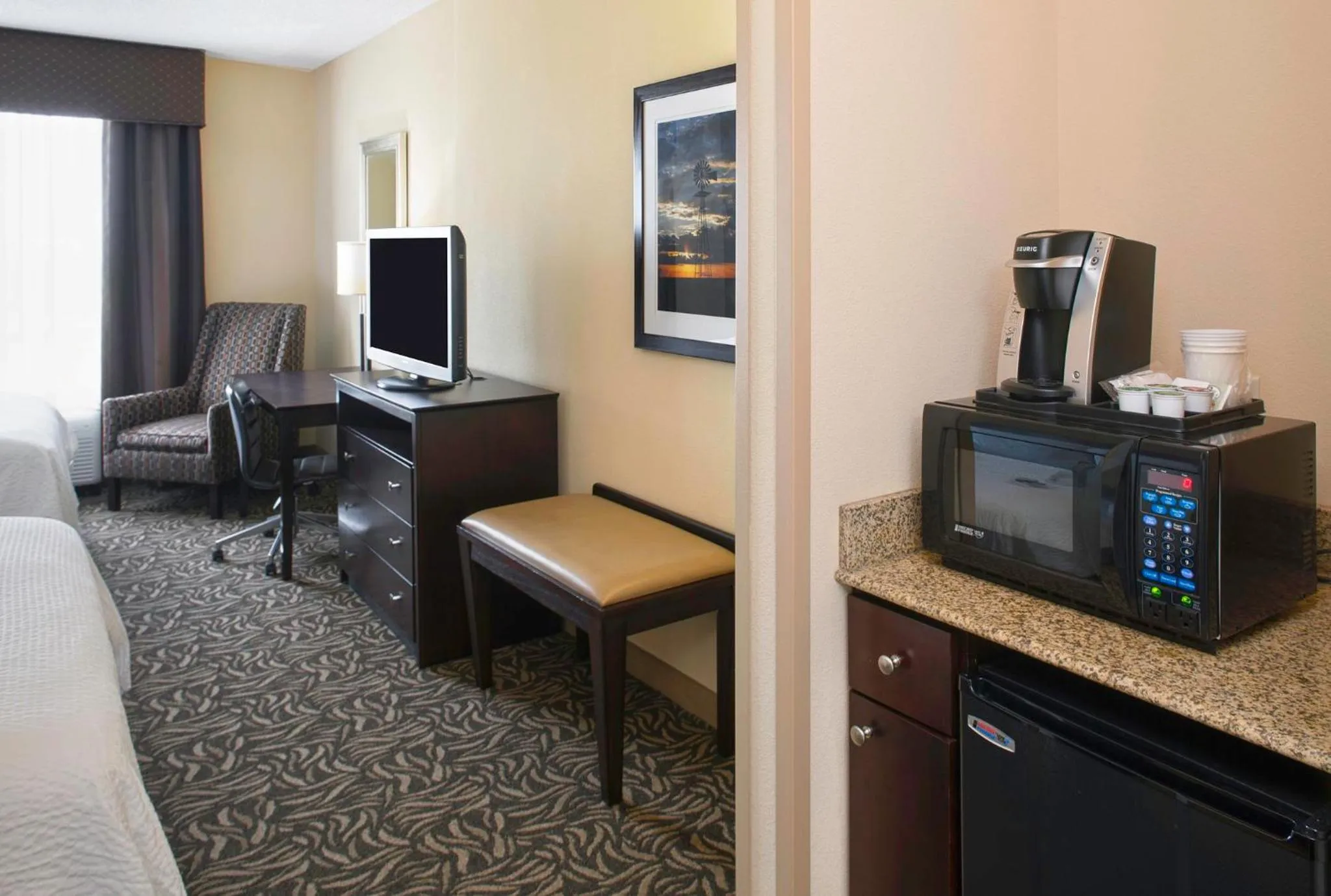 Standard Room with Two Queen Beds in Holiday Inn Ardmore by IHG