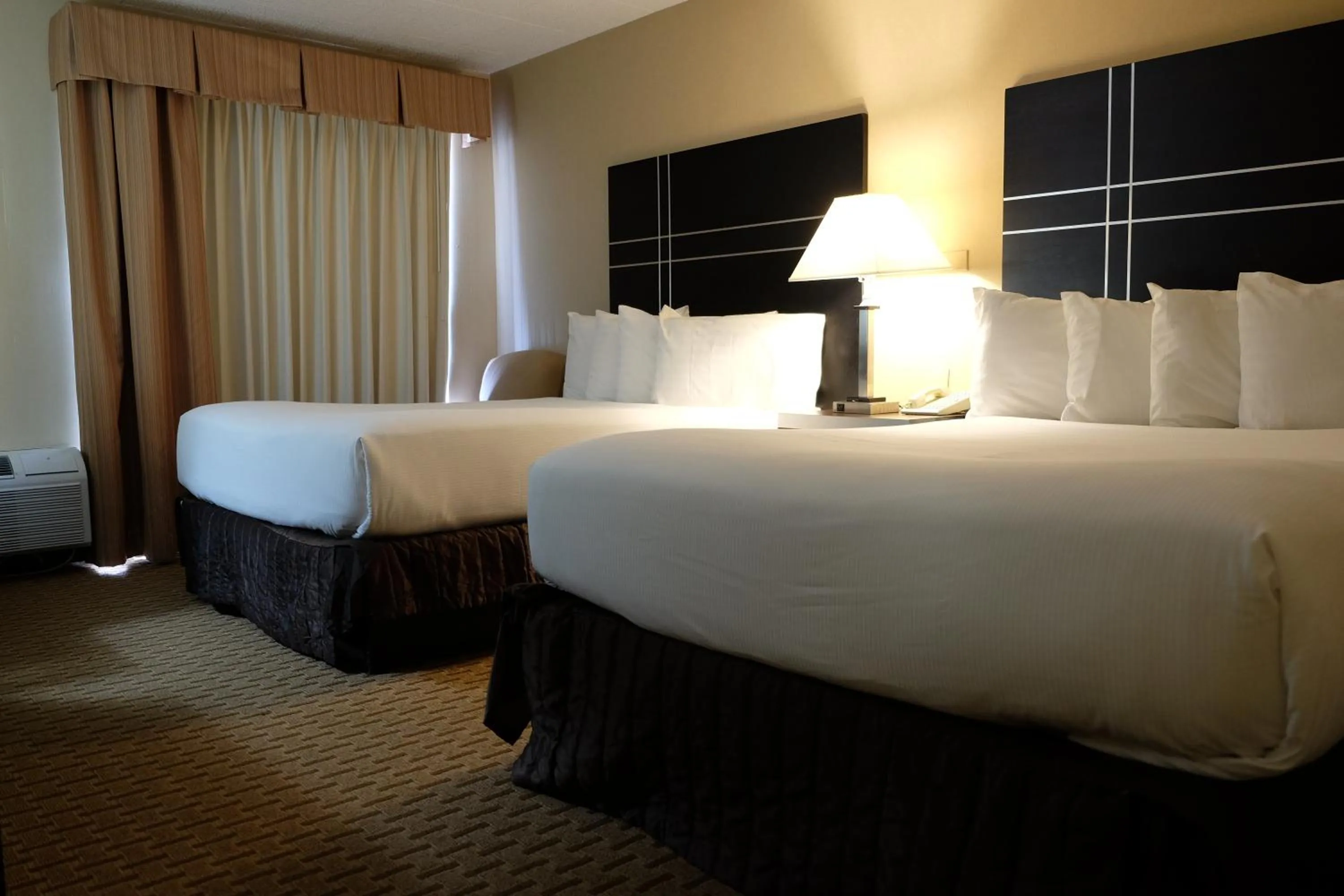Mountainview Superior Room with Two Queen Beds in Chateau Resort & Conference Center