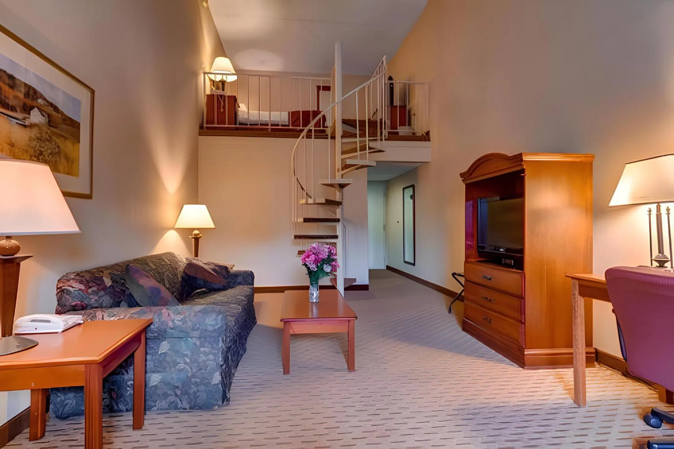 King Studio with Sofa Bed in Chateau Resort & Conference Center