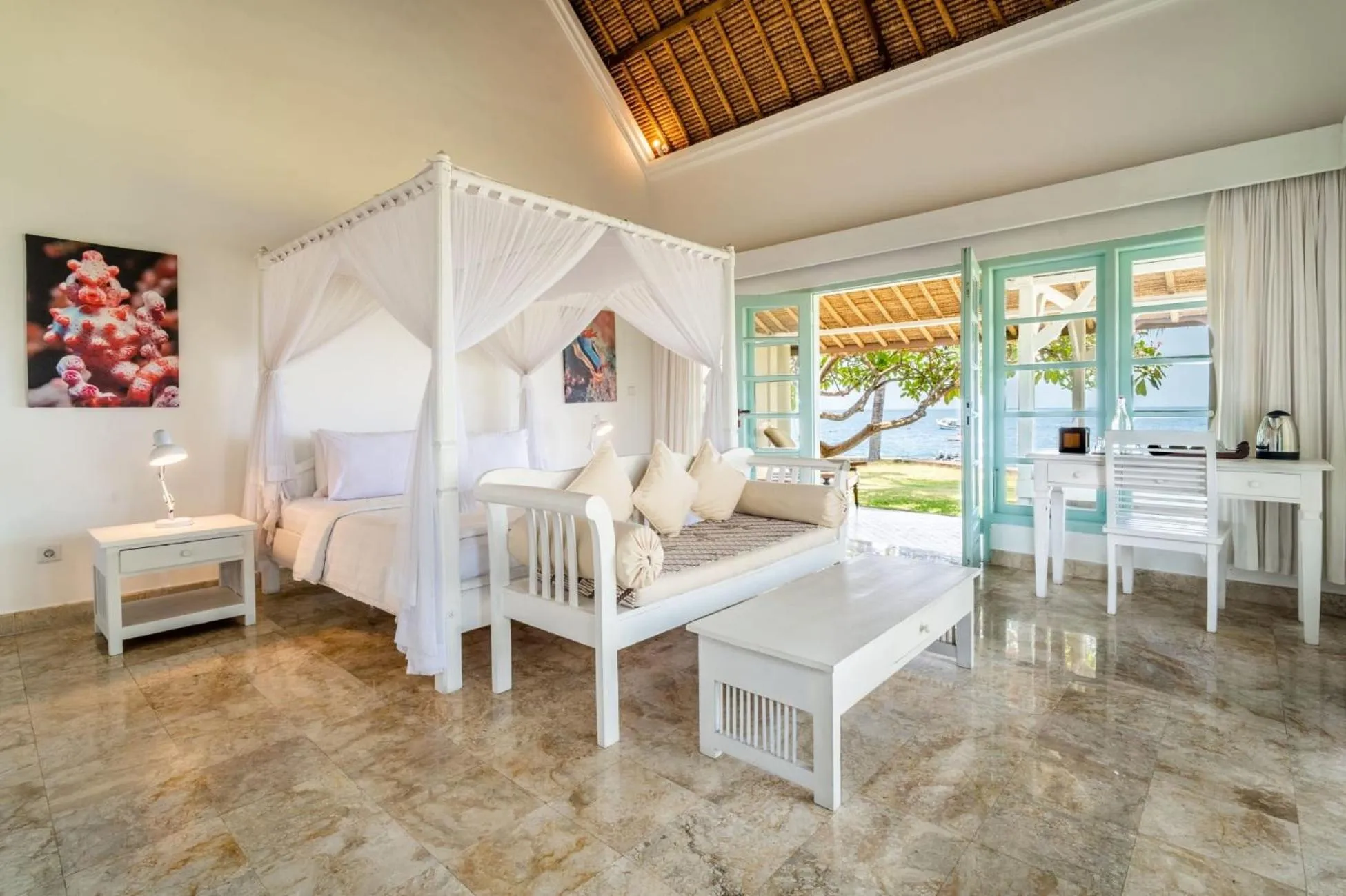 One-Bedroom Villa with Ocean View in Scuba Seraya Resort