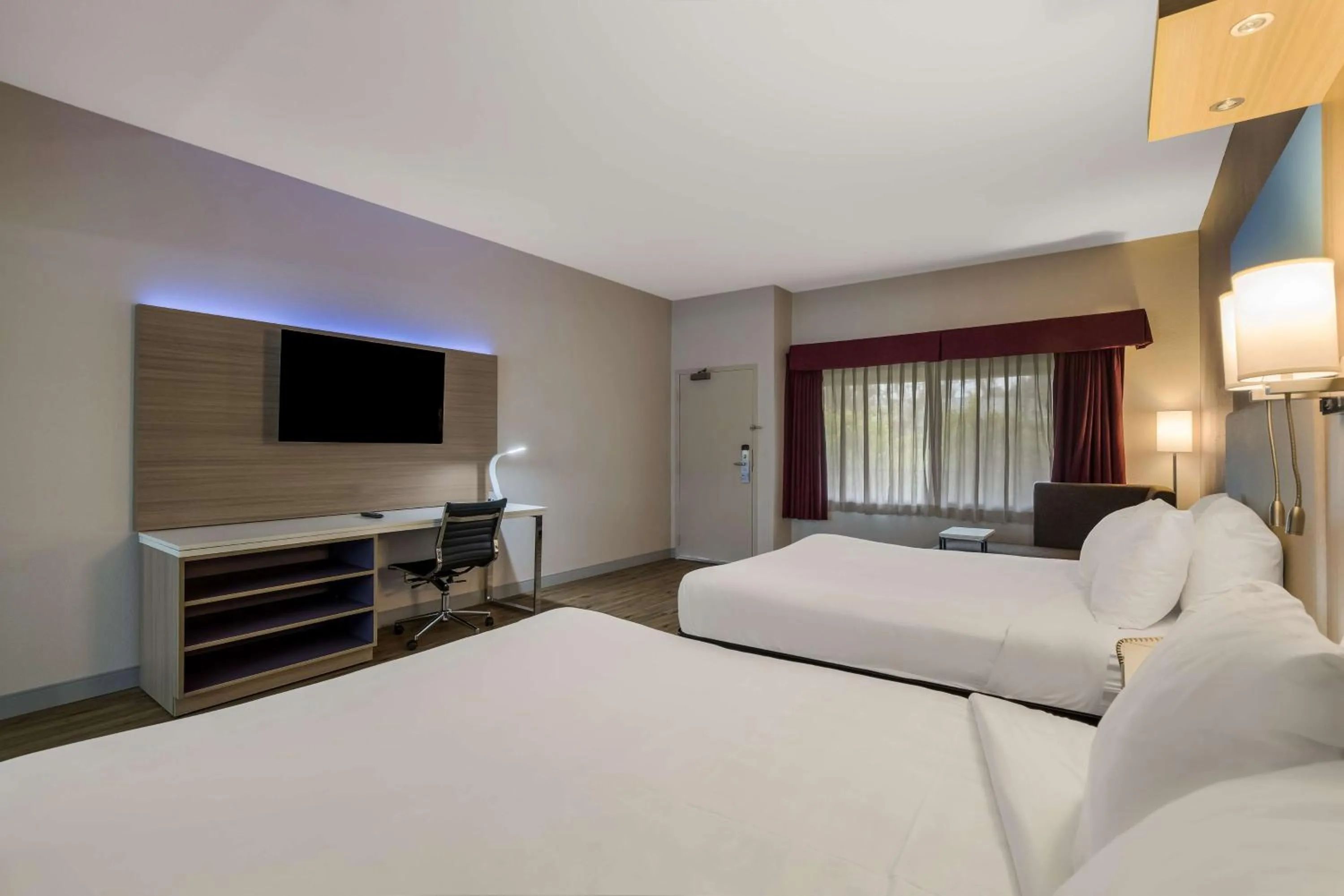 Queen Room with Two Queen Beds - Freeway Side/Non-Smoking in Best Western Diamond Bar Hotel & Suites