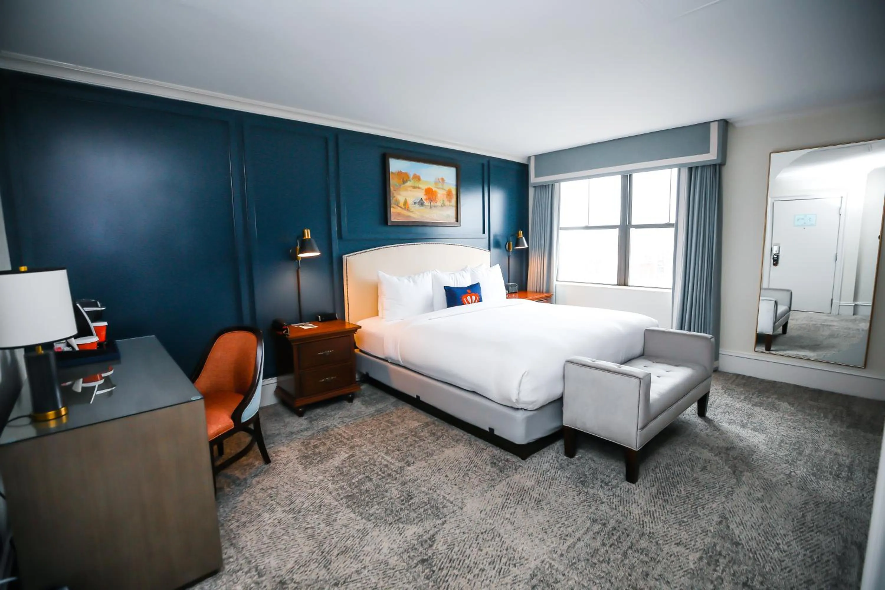 King Room in Dunhill Hotel