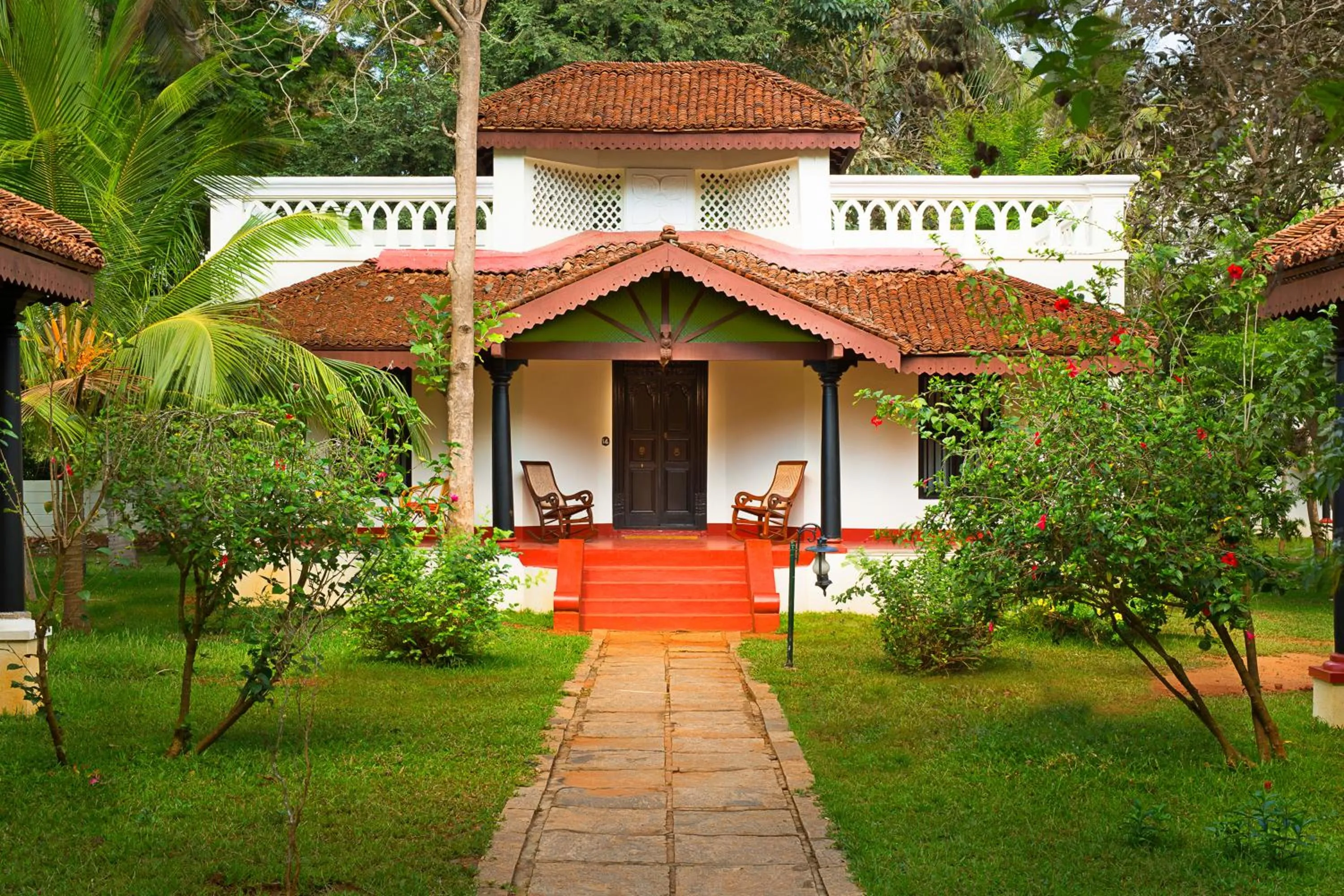 Mantra illam - 20% discount on Ayurveda massage in Mantra Koodam Kumbakonam - A CGH Earth Experience
