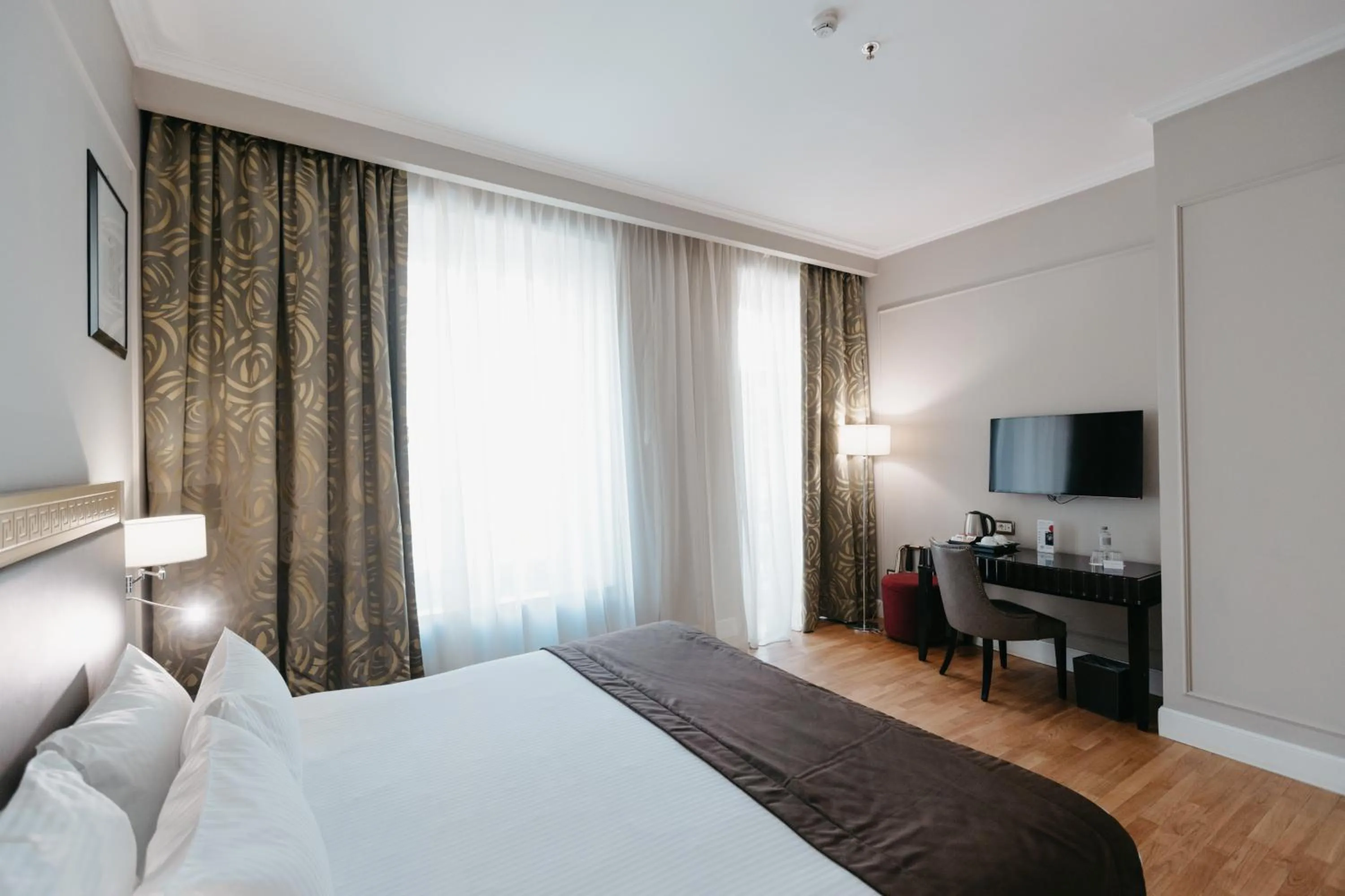 Classic King with balcony - single occupancy in Grand Hotel Yerevan - Small Luxury Hotels of the World