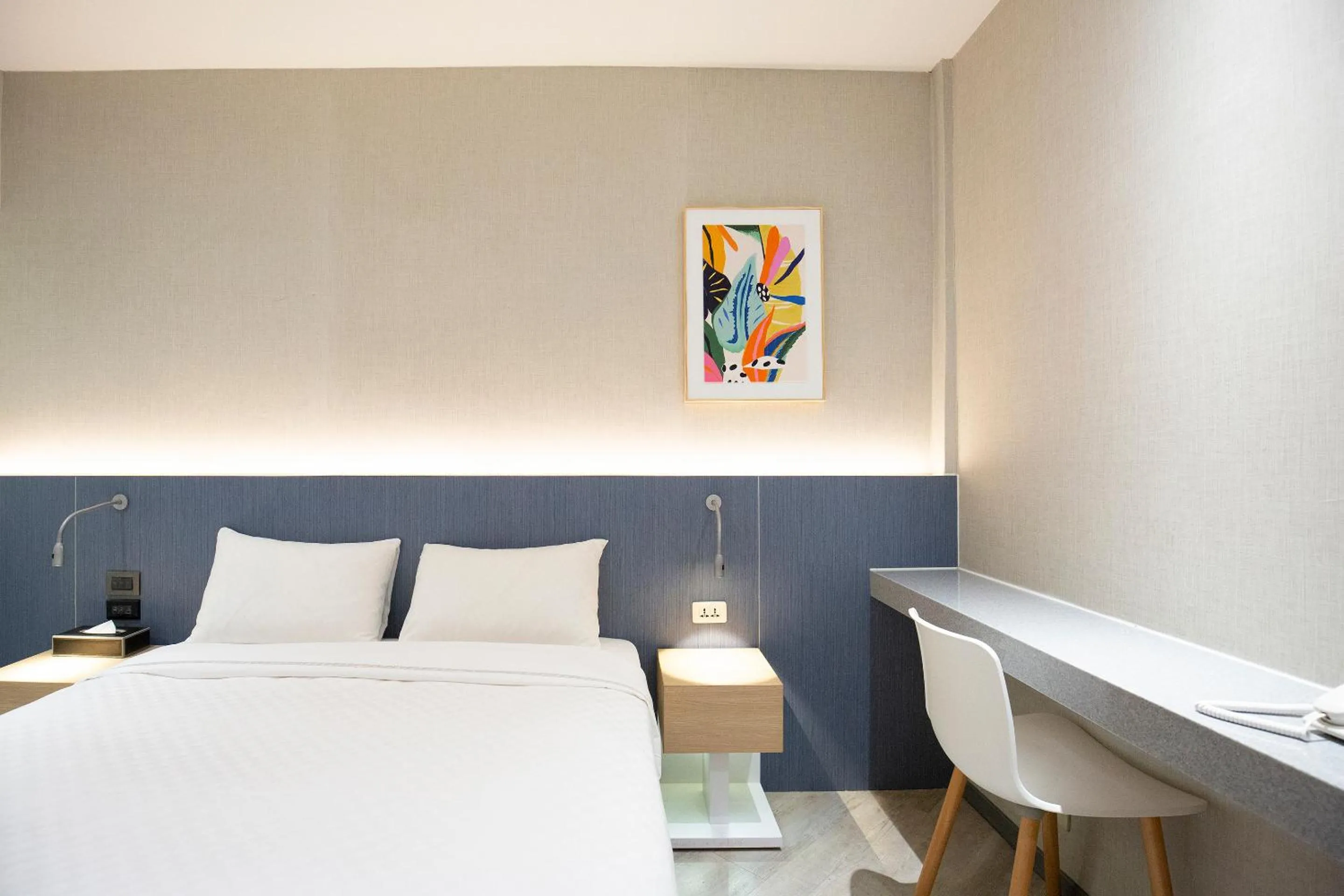 Standard Double Room - No window in Cityinn Hotel Taipei Station Branch I