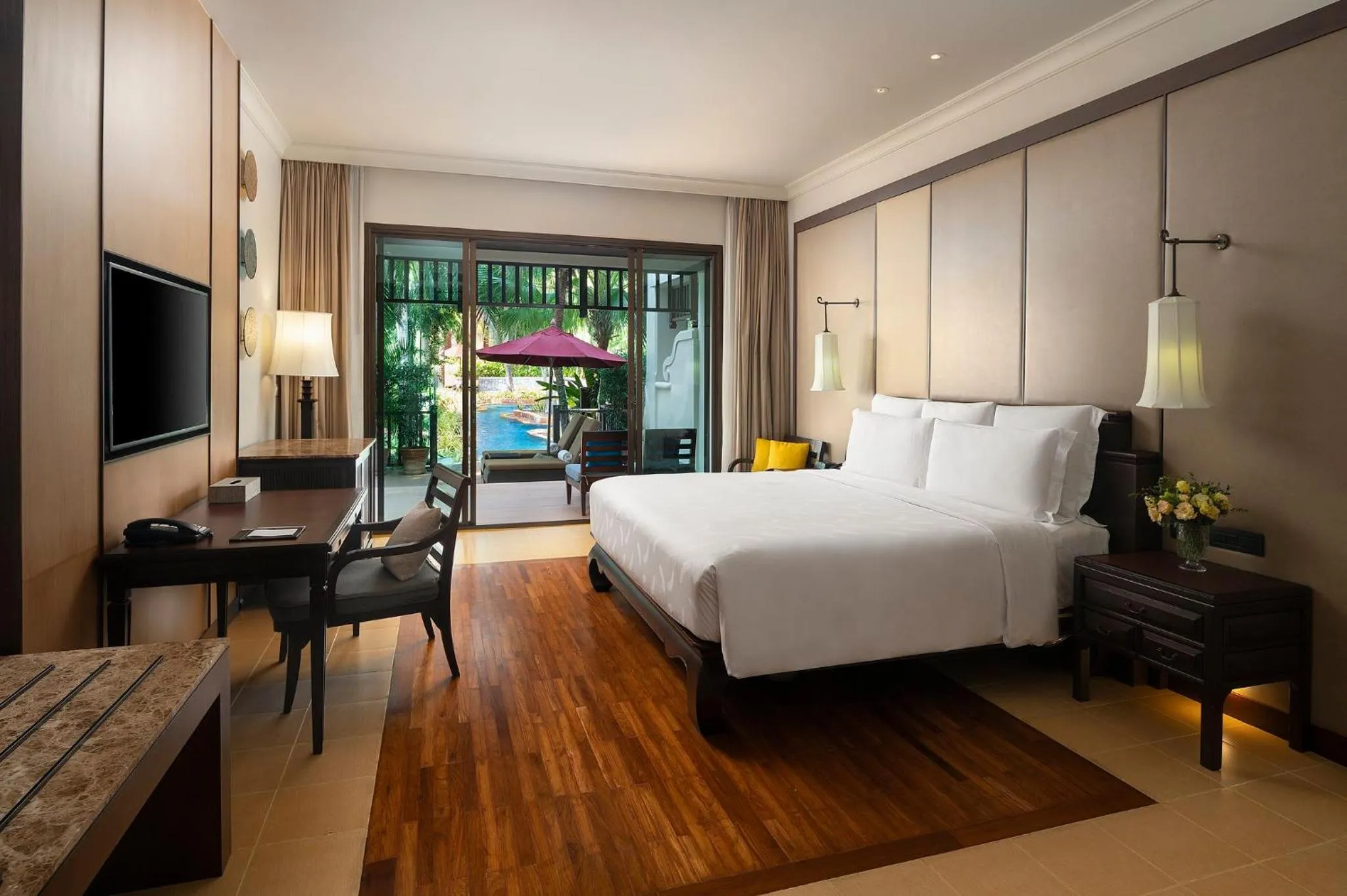 Premium King Room with Balcony and Pool Access in InterContinental Pattaya Resort by IHG
