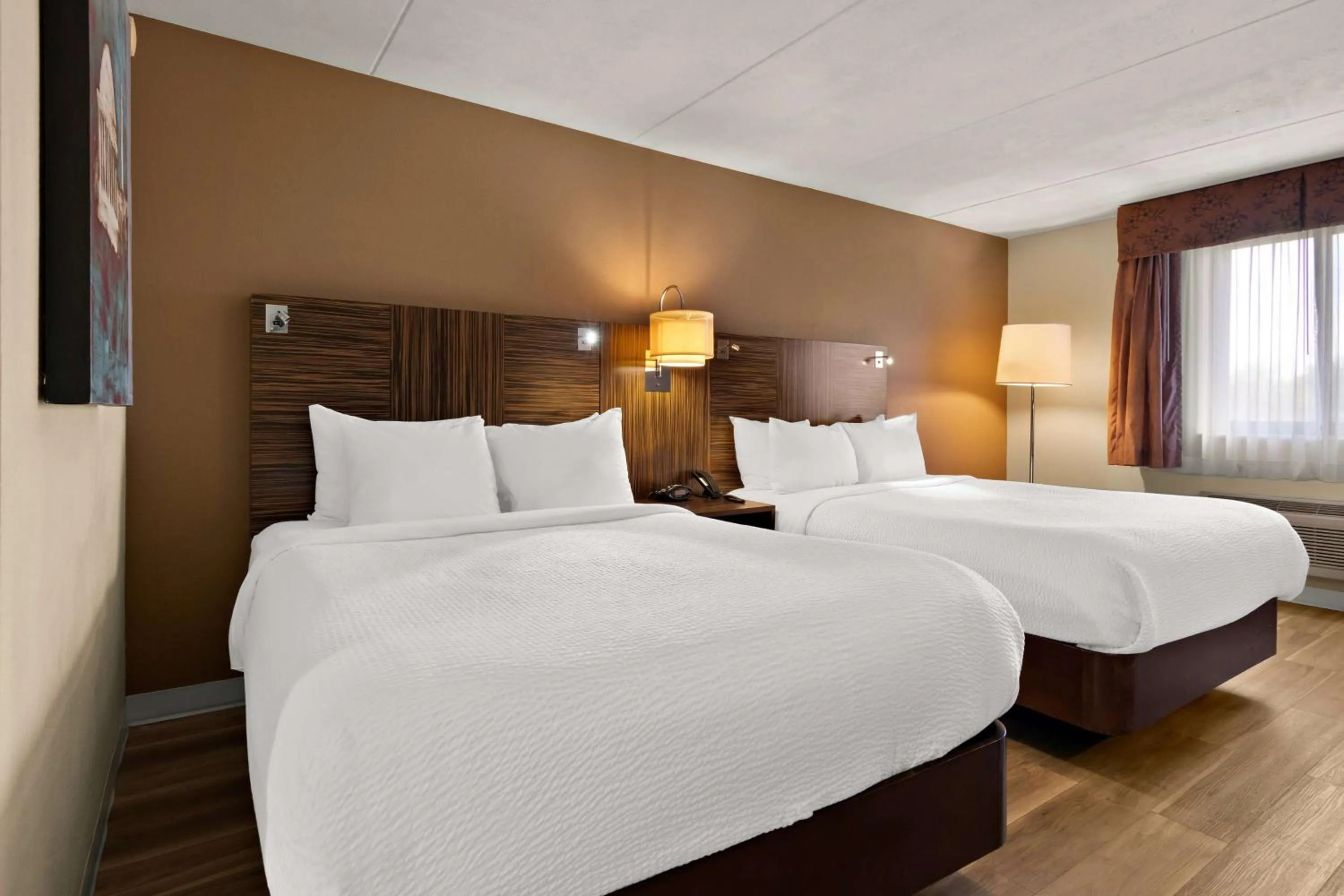 Queen Room with Two Queen Beds - Mobility Access/Non-Smoking in Ramada by Wyndham Harrisburg/Hershey Area