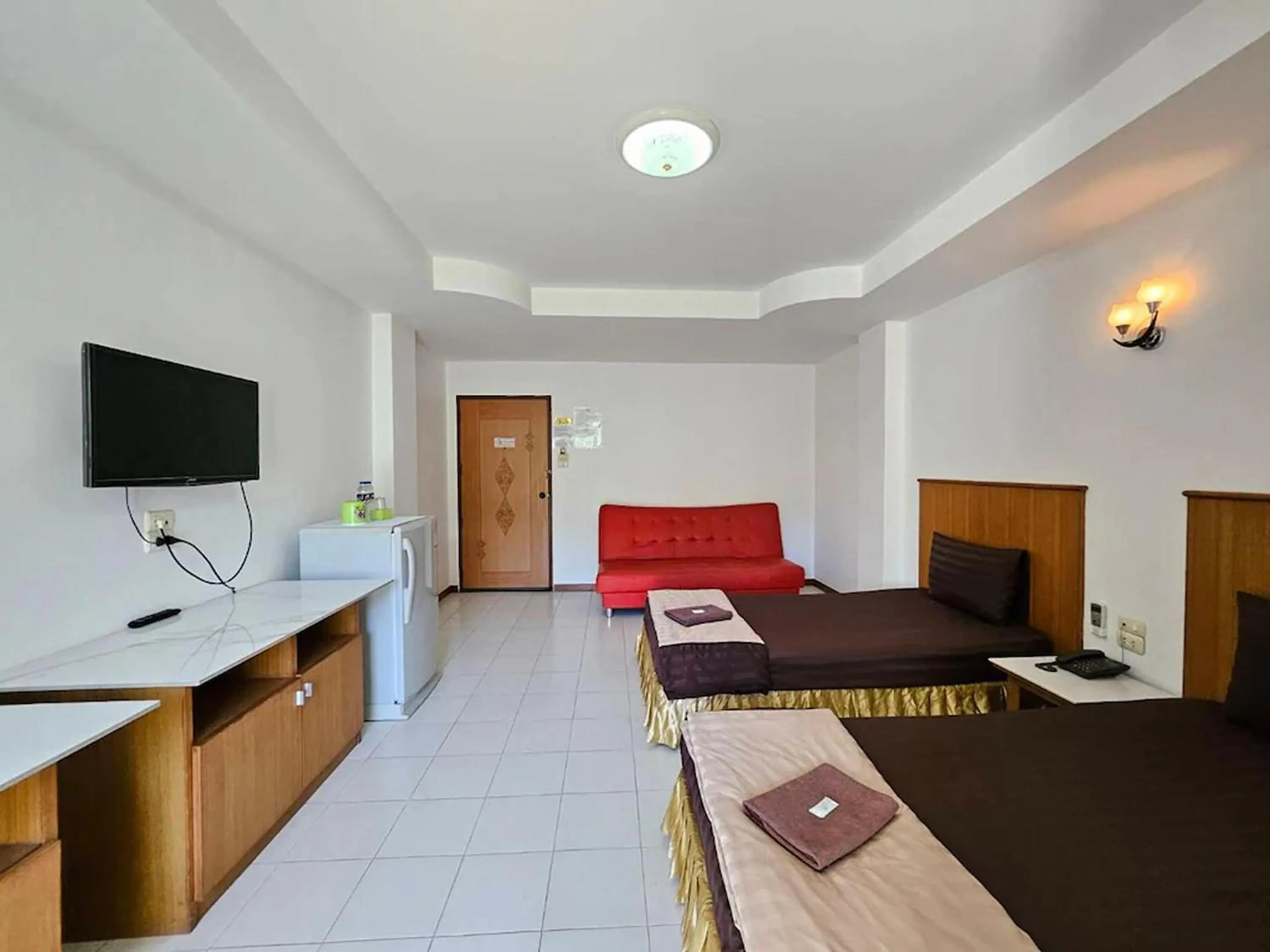 Standard Twin Room in BT Grand Condotel