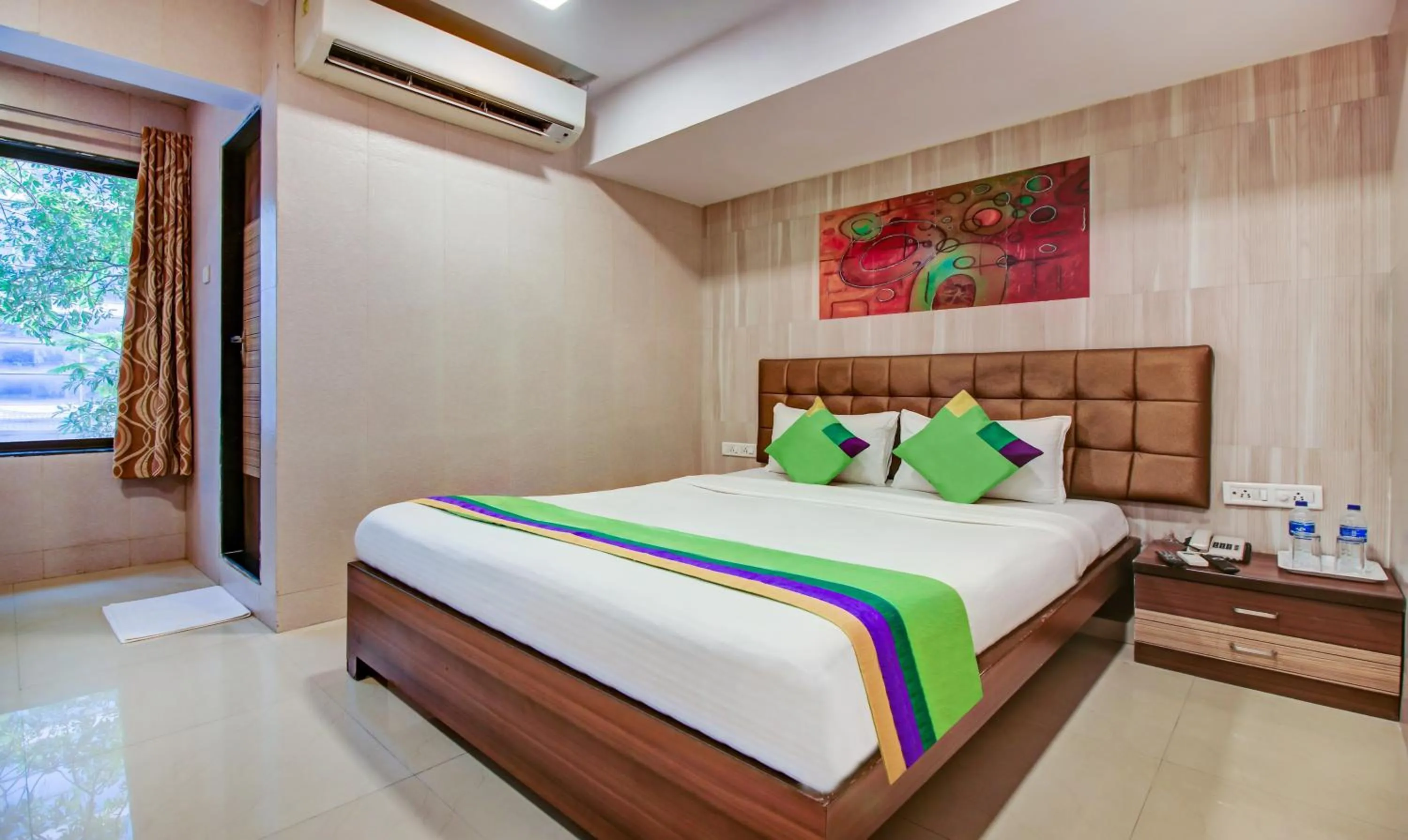 Standard Double Room - single occupancy in Treebo Lake Bloom Powai