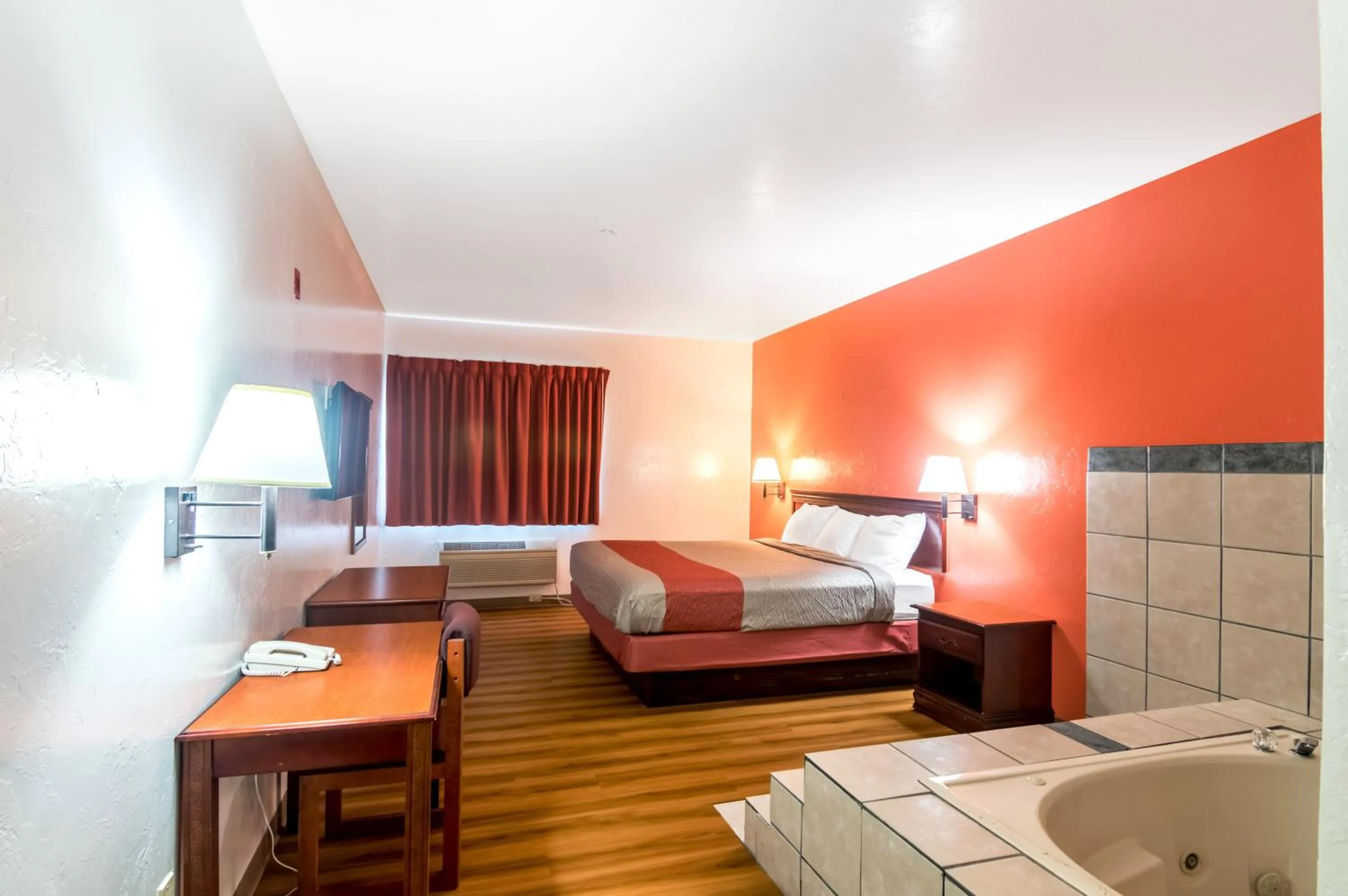 Deluxe King Suite - single occupancy - Non-Smoking in Motel 6-Oklahoma City, OK