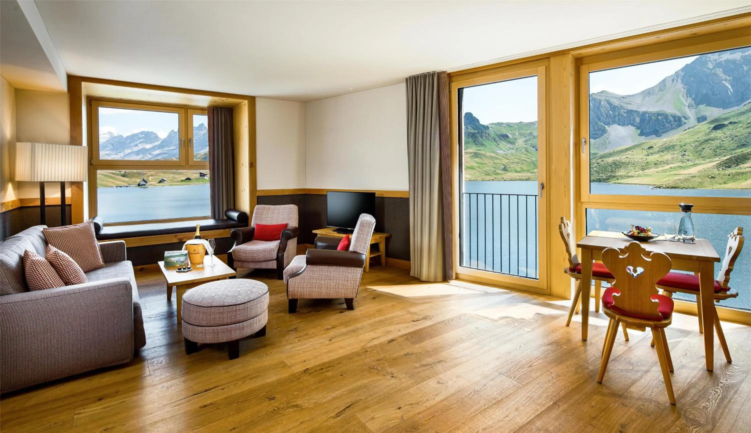 Family Lake View Suite in Frutt Mountain Resort