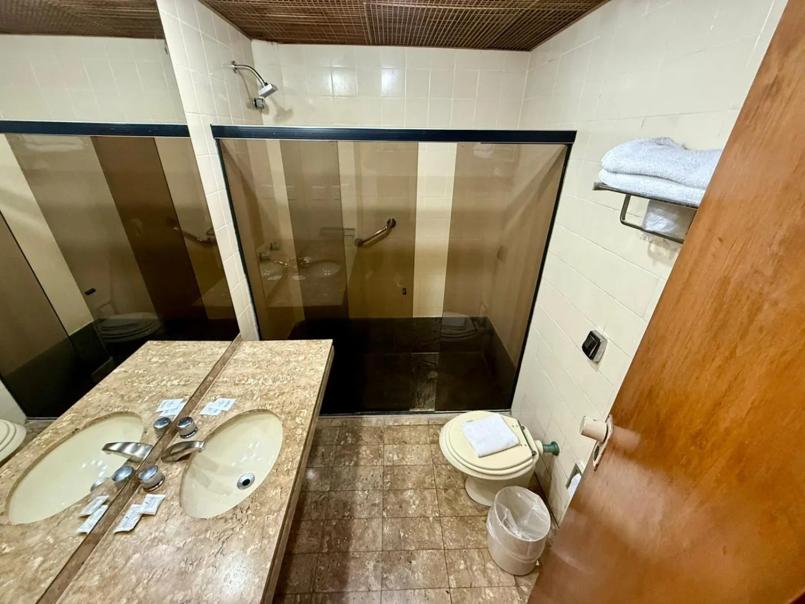 Superior Triple Room in César Park Hotel